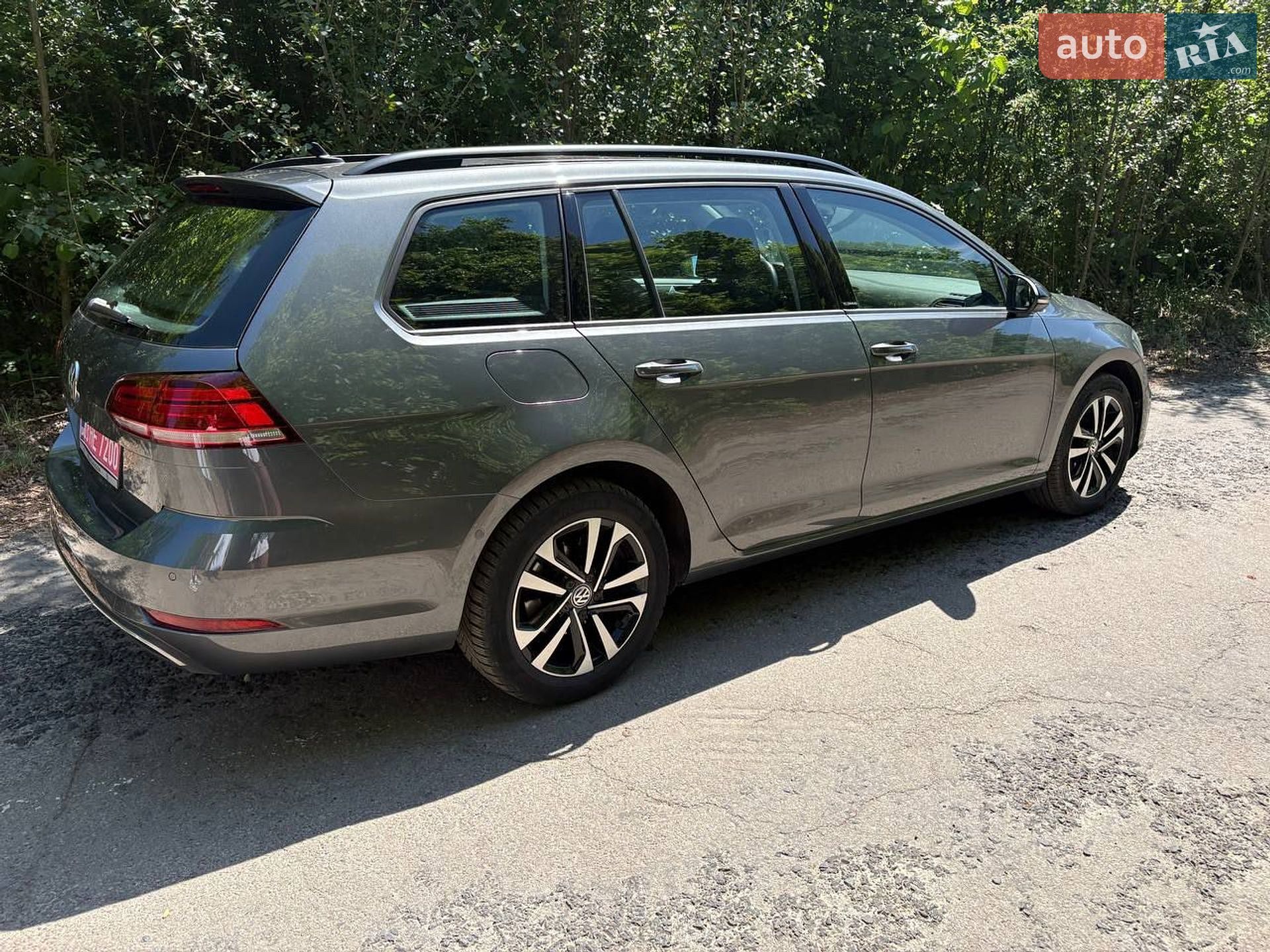 Volkswagen Golf 2019 VIN WVWZZZAUZLP514772 фото оголошення 2 з 21