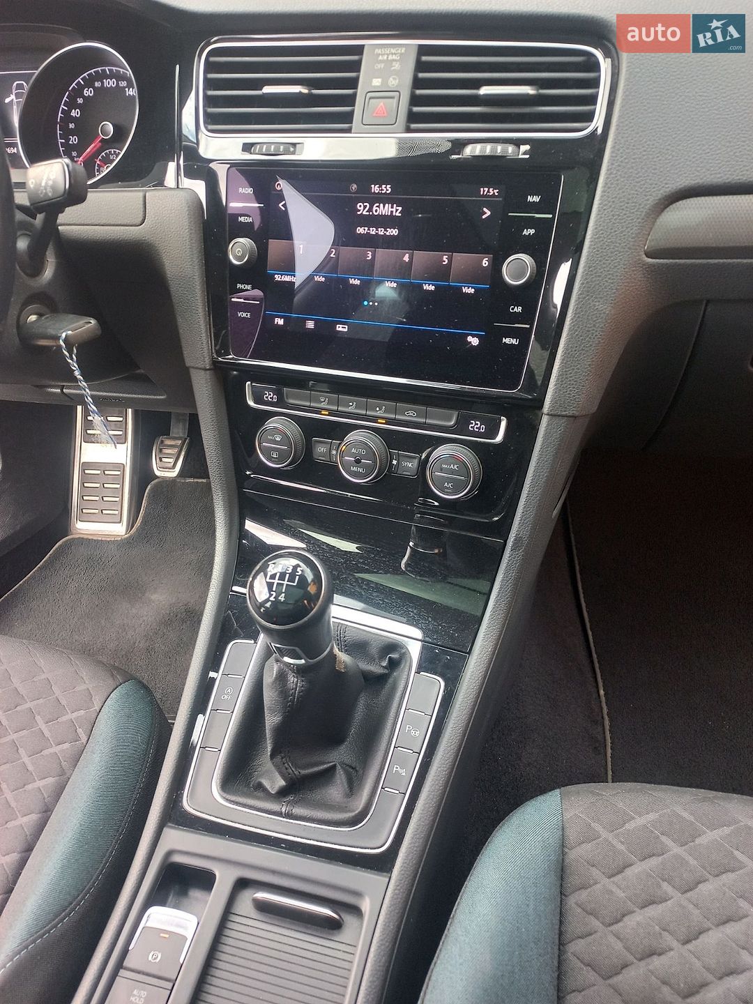 Volkswagen Golf 2019 VIN WVWZZZAUZLP514772 фото оголошення 18 з 18