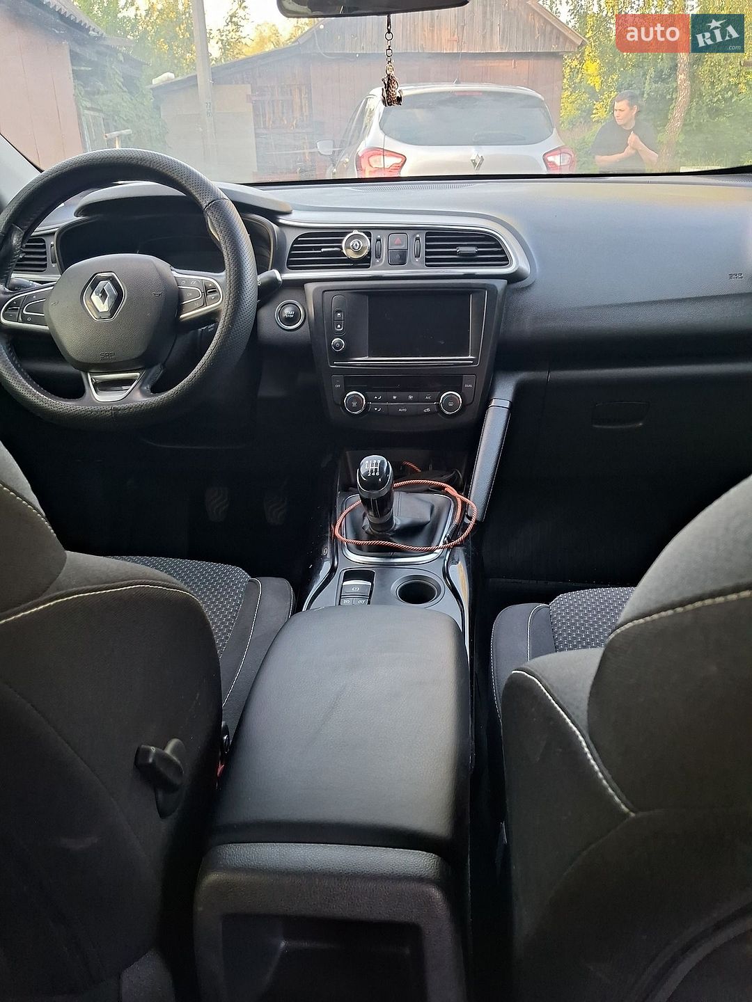 Renault Kadjar 2018 VIN VF1RFE00261072127 фото оголошення 10 з 27