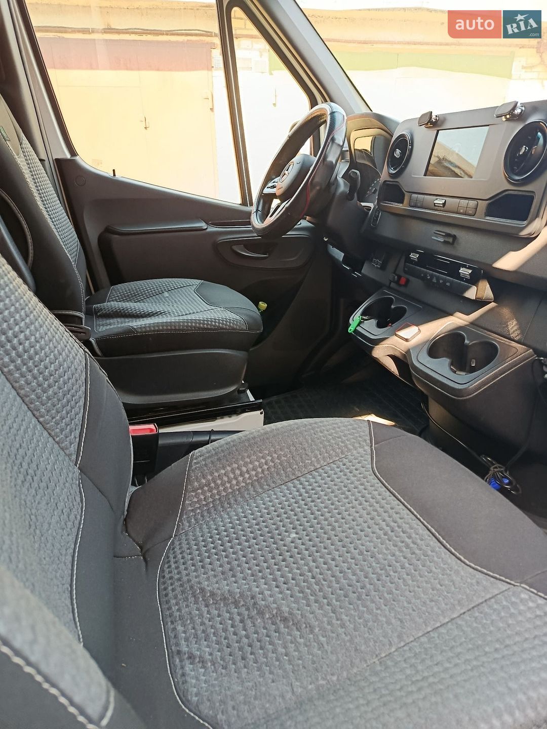 Mercedes-Benz Sprinter 2019 VIN WDB9076351P094752 фото оголошення 4 з 17