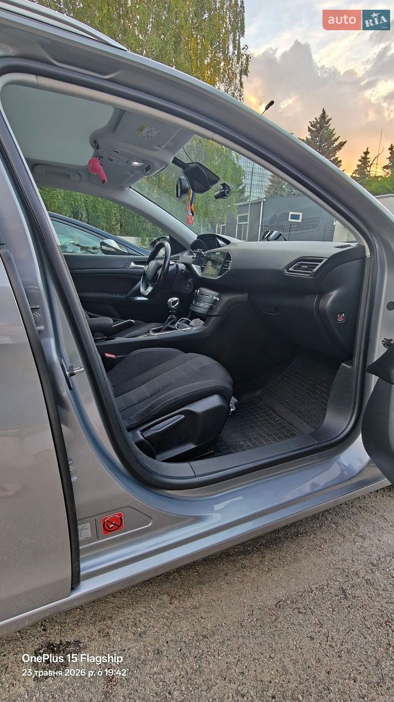 Peugeot 308 2015 VIN VF3LCBHZHFS275781 фото оголошення 6 з 12
