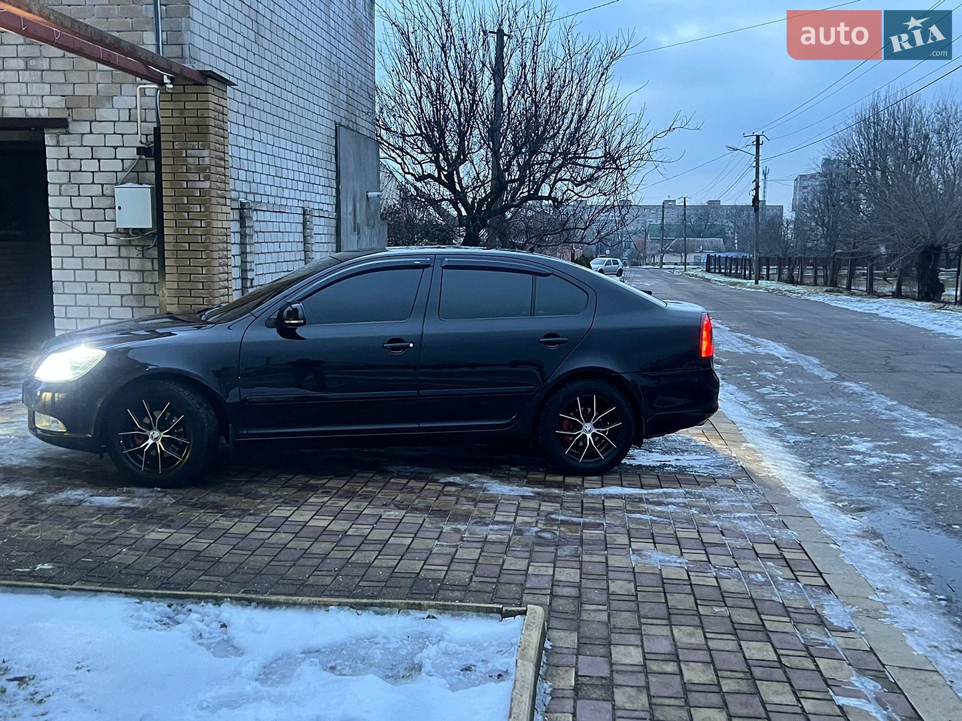 Skoda Octavia 2009 VIN TMBCJ61Z8AC000967 фото оголошення 9 з 14