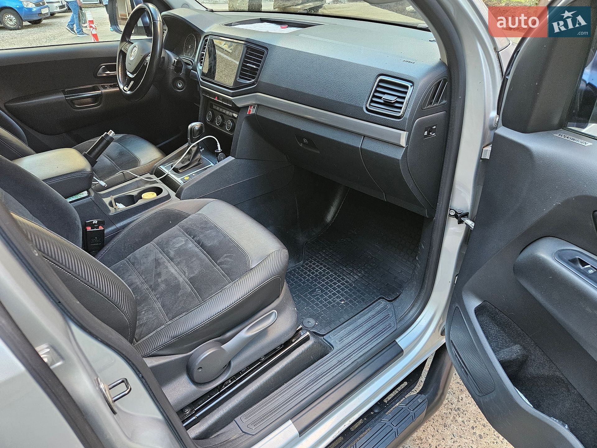 Volkswagen Amarok 2017 VIN WV1ZZZ2HZHH015248 фото оголошення 3 з 18