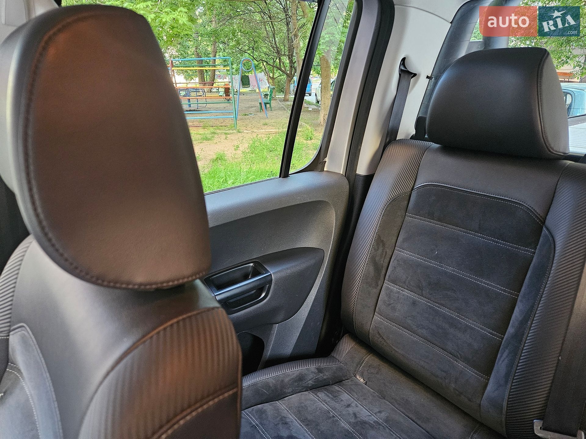 Volkswagen Amarok 2017 VIN WV1ZZZ2HZHH015248 фото оголошення 6 з 18