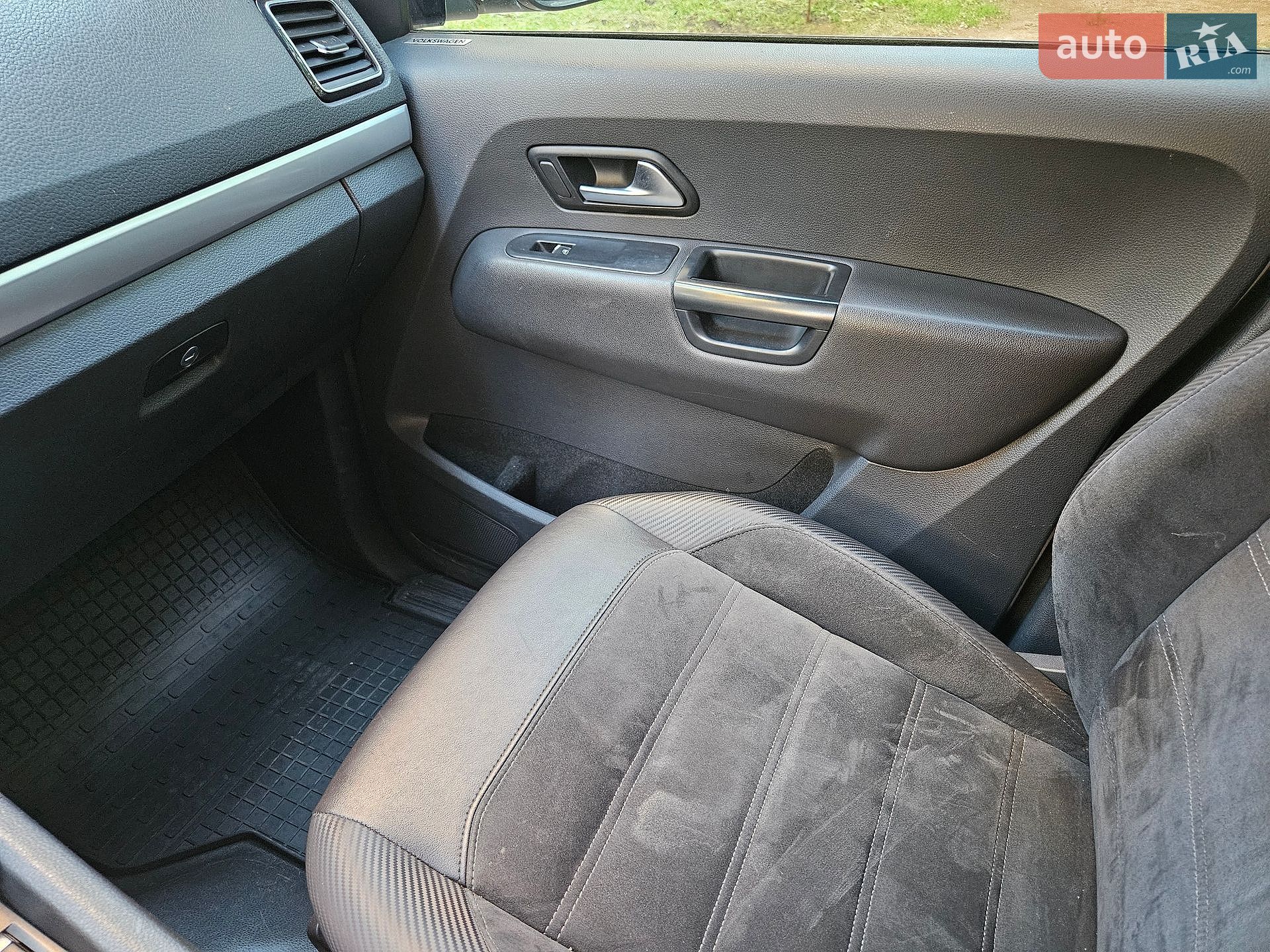 Volkswagen Amarok 2017 VIN WV1ZZZ2HZHH015248 фото оголошення 4 з 18