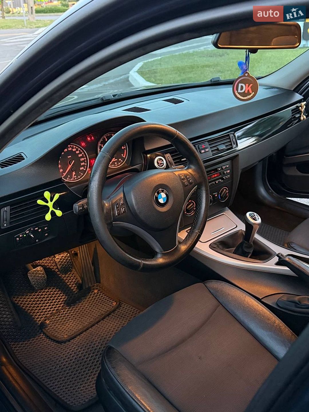 BMW 3 Series 2005 VIN WBAVA51080VA58746 фото оголошення 10 з 22