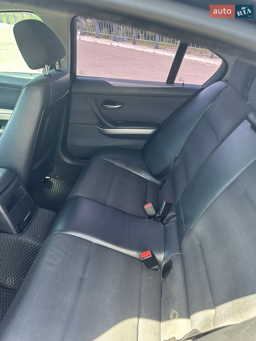 BMW 3 Series 2005 VIN WBAVA51080VA58746 фото оголошення 14 з 22