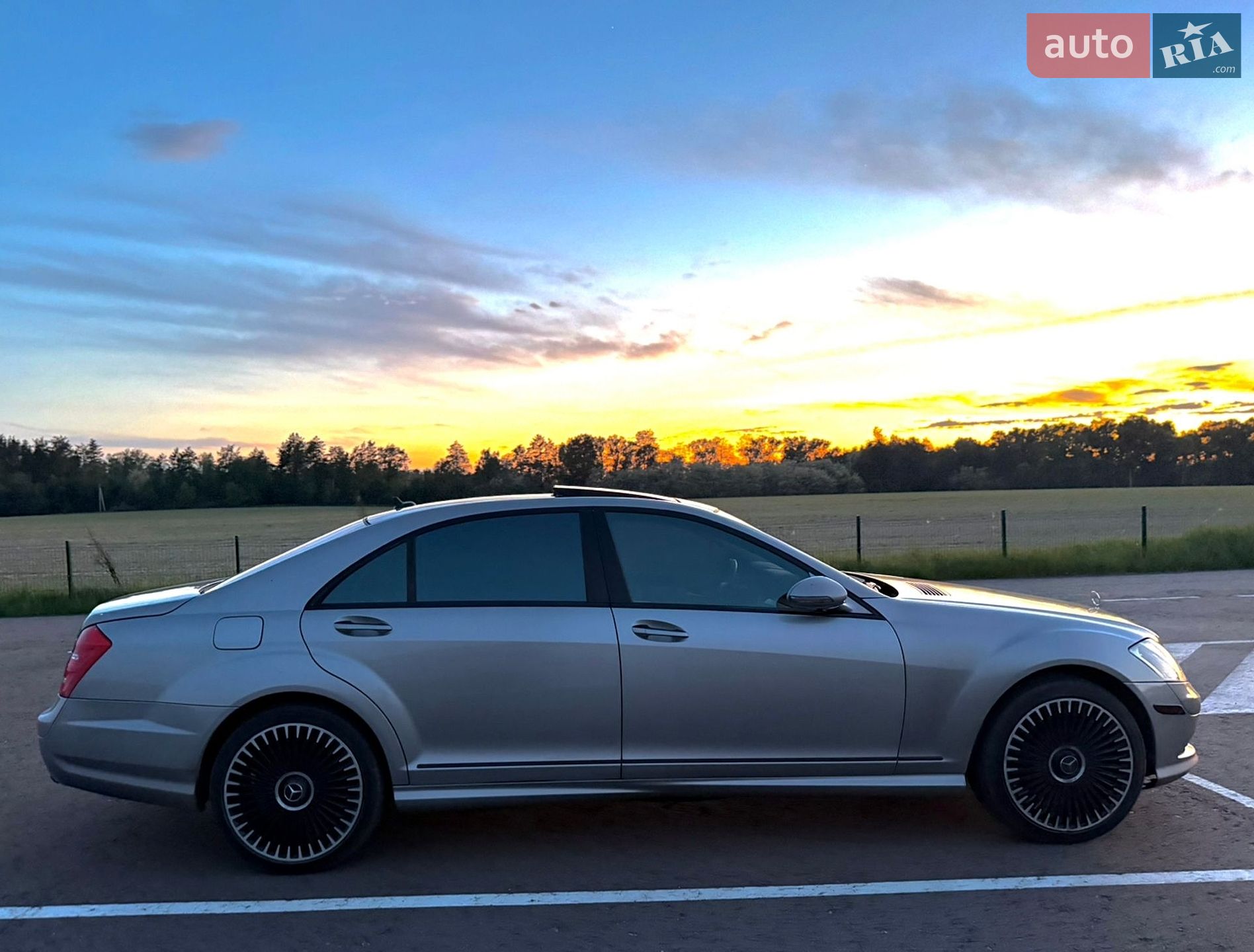 Mercedes-Benz S-Class 2009 VIN WDDNG86X19A248064 фото оголошення 3 з 28