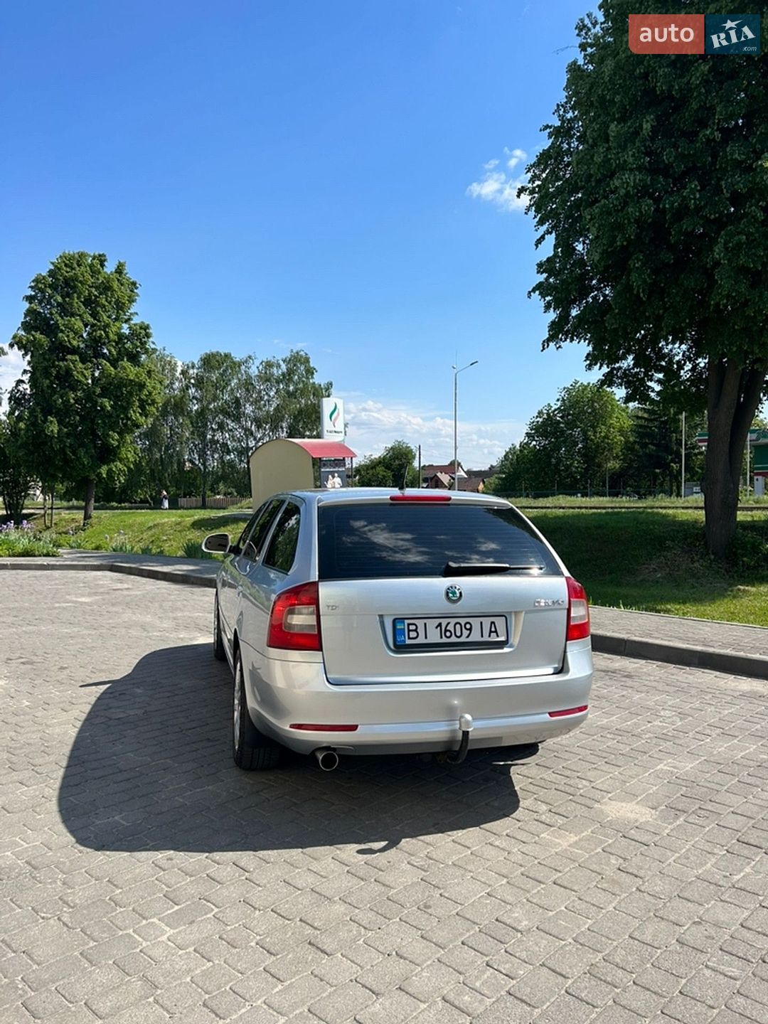 Skoda Octavia 2010 VIN TMBHT61ZXB2038157 фото оголошення 8 з 16