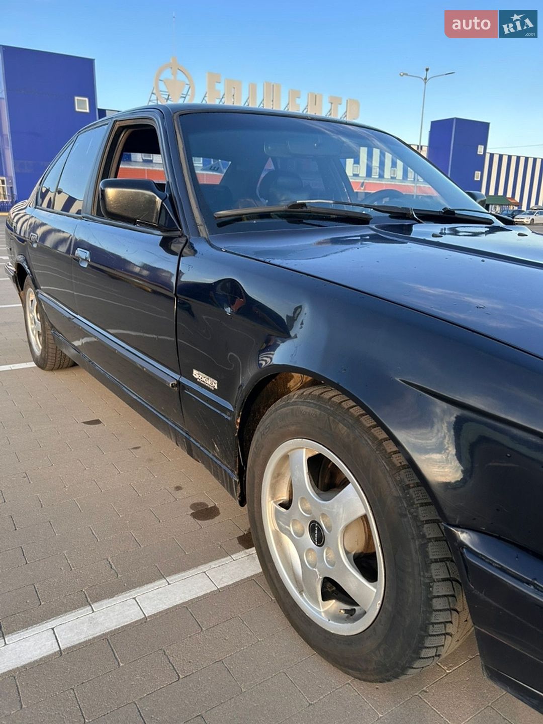 BMW 5 Series 1993 VIN WBAHB510X0GG31001 фото оголошення 7 з 15