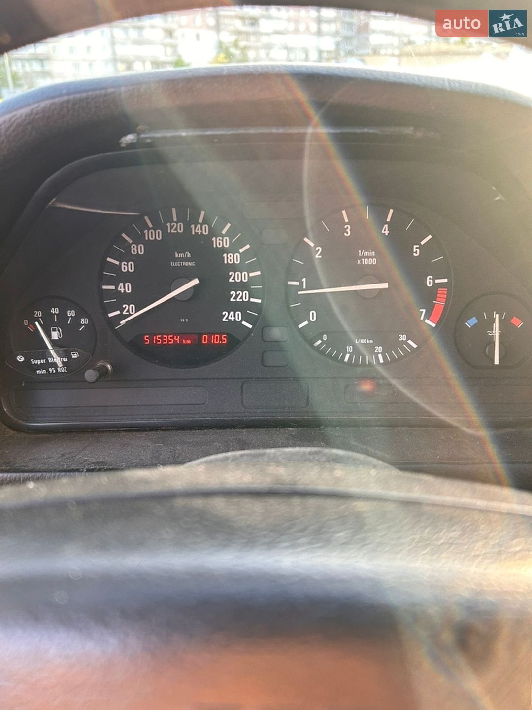 BMW 5 Series 1993 VIN WBAHB510X0GG31001 фото оголошення 10 з 15