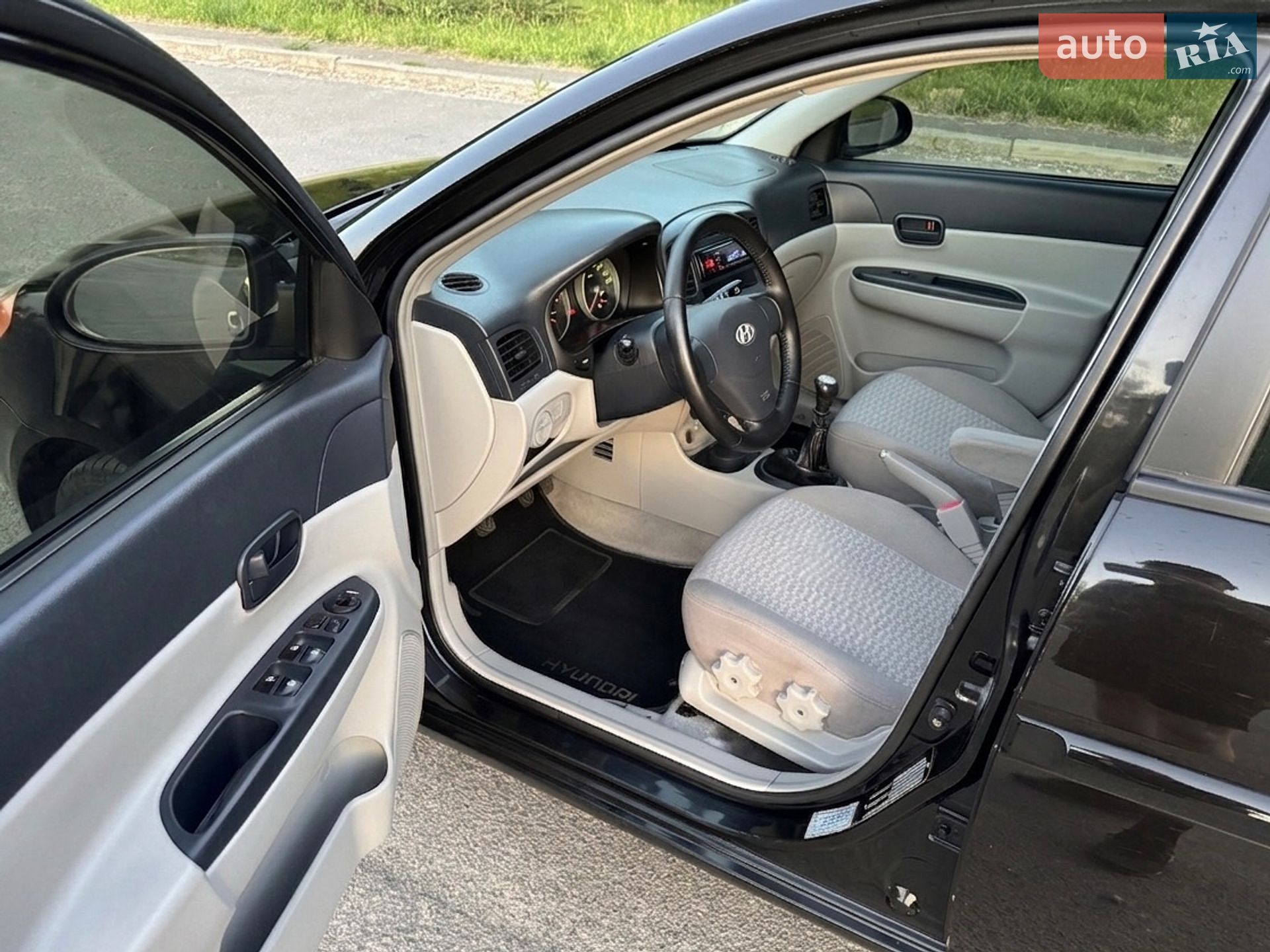 Hyundai Accent 2006 VIN NLHCM41AP6Z011870 фото оголошення 7 з 13