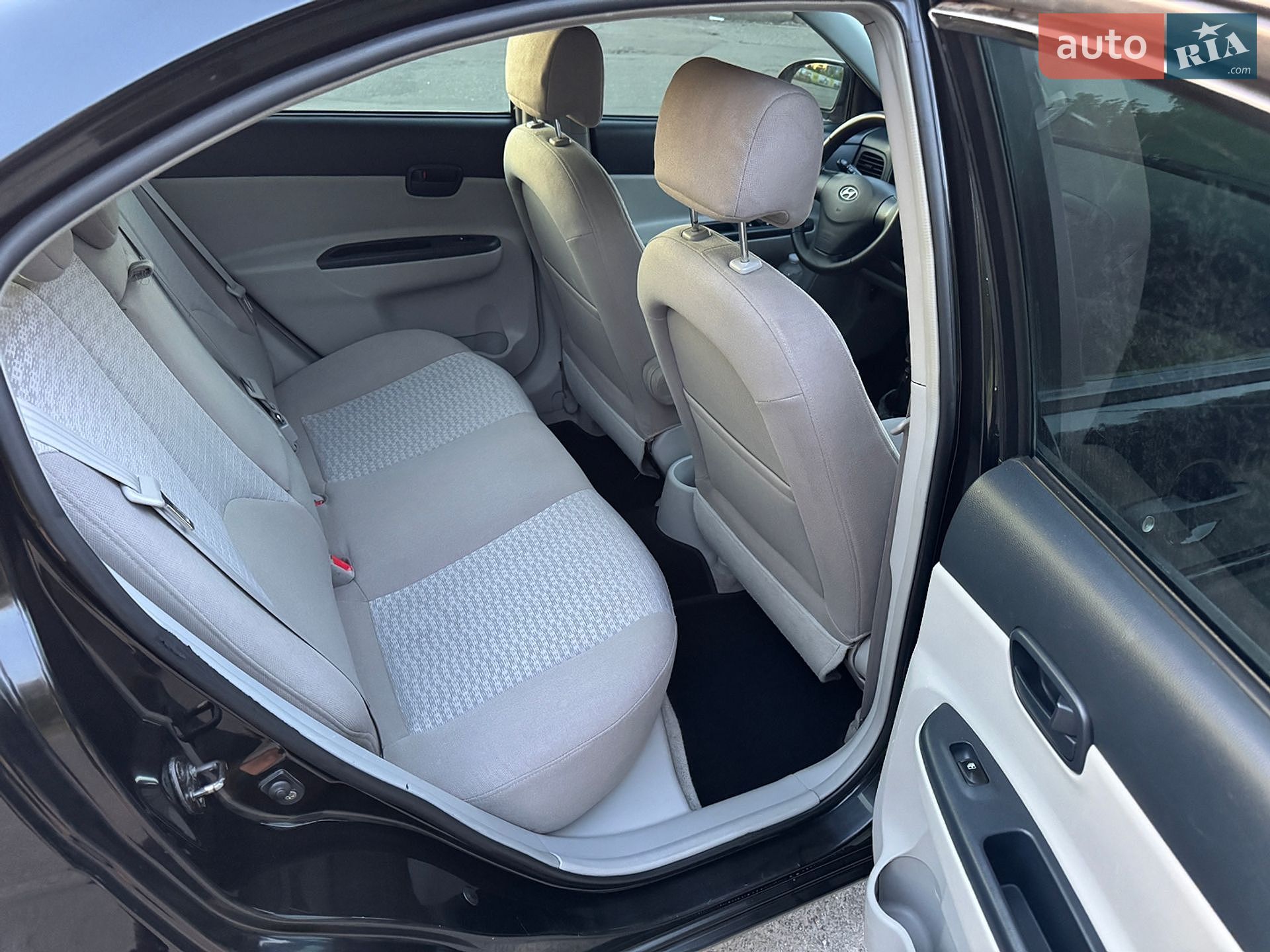 Hyundai Accent 2006 VIN NLHCM41AP6Z011870 фото оголошення 10 з 13