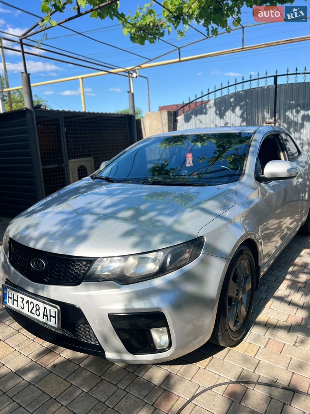 Kia Cerato 2010 VIN Y6DFU611AA5168587 фото оголошення 2 з 11