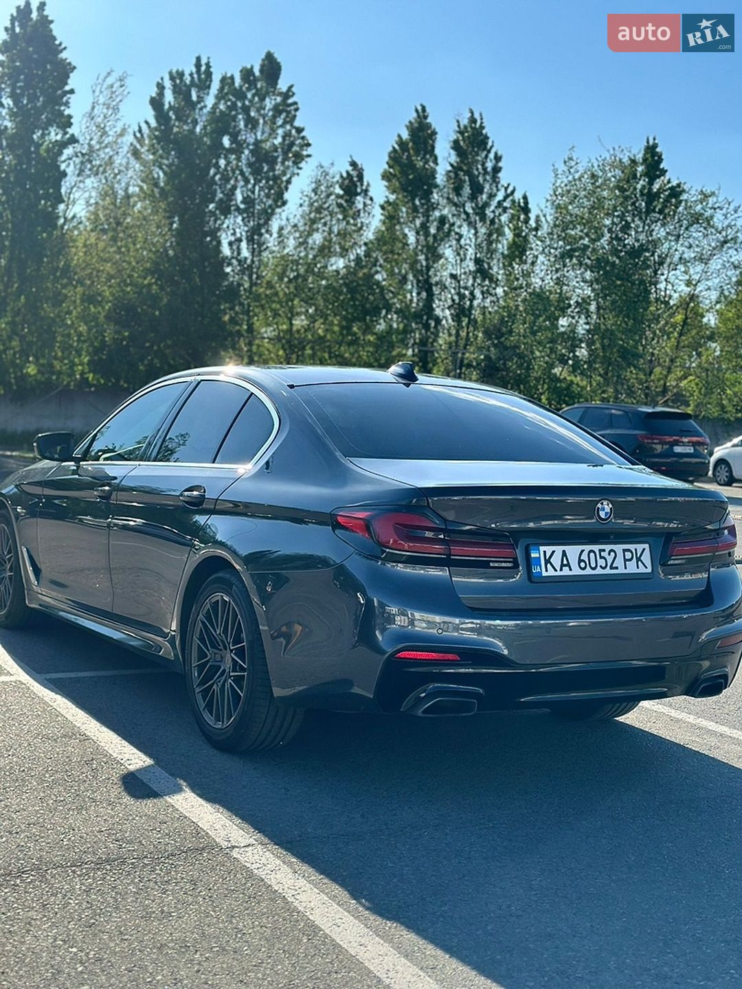 BMW 5 Series 2020 VIN WBAJR3C06LWW80766 фото оголошення 8 з 26