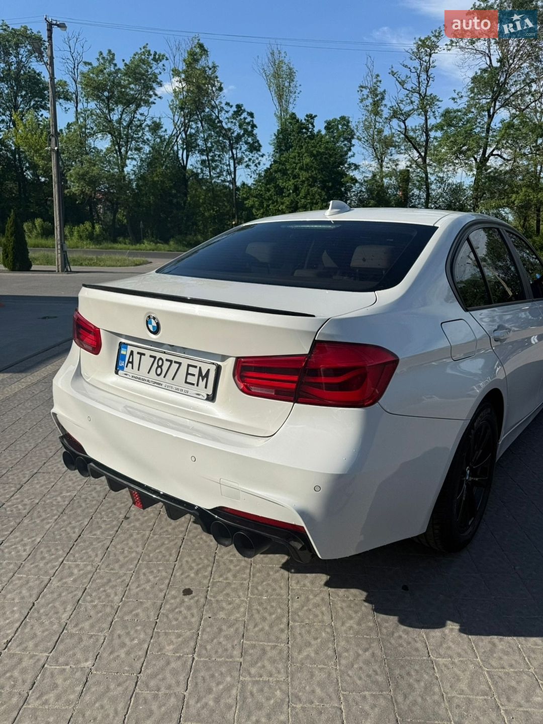 BMW 3 Series 2016 VIN WBA8A9C56GK618480 фото оголошення 2 з 11