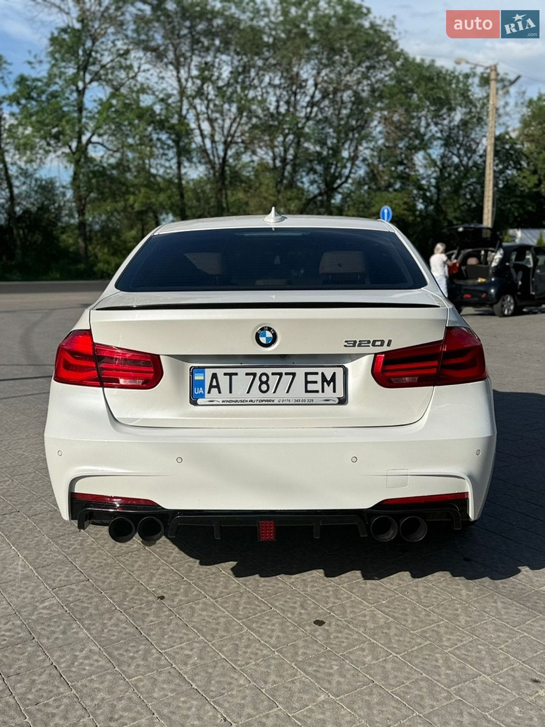 BMW 3 Series 2016 VIN WBA8A9C56GK618480 фото оголошення 4 з 11