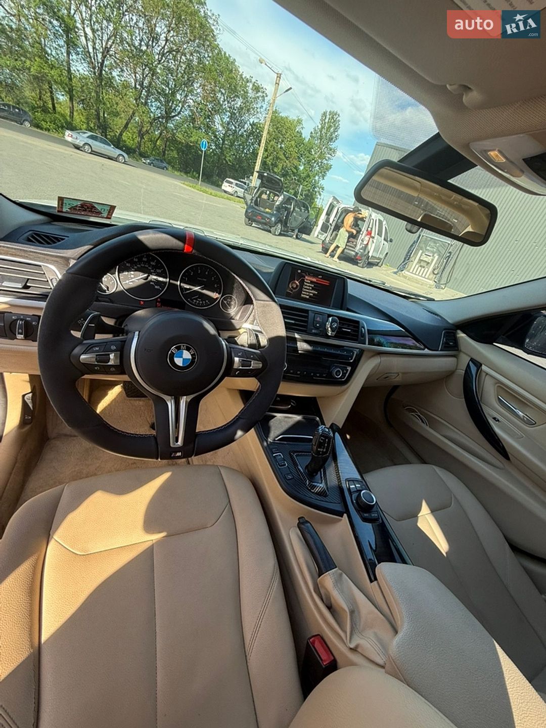 BMW 3 Series 2016 VIN WBA8A9C56GK618480 фото оголошення 10 з 11