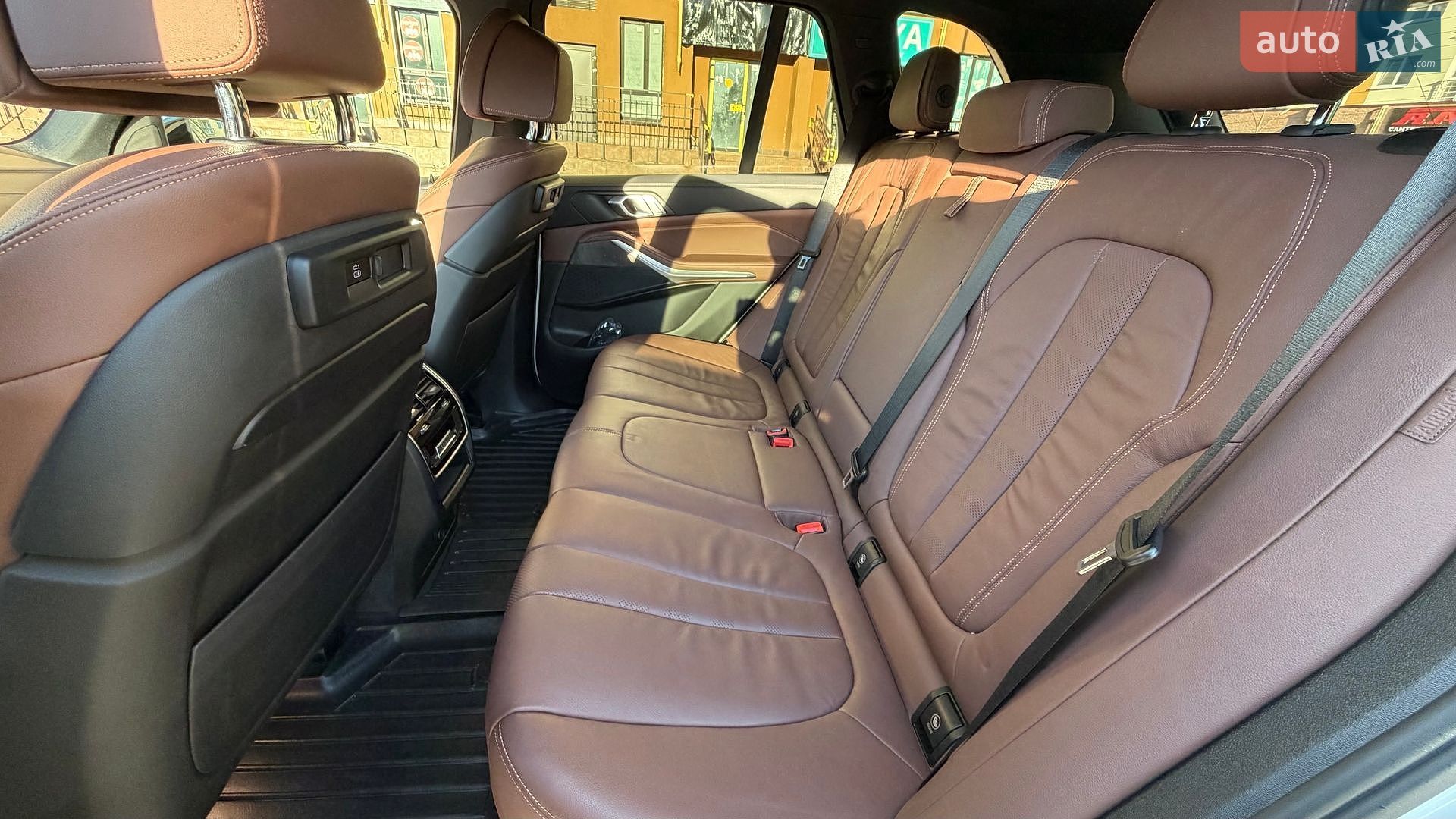 BMW X5 2020 VIN 5UXCR4C06LLE30660 фото оголошення 10 з 15