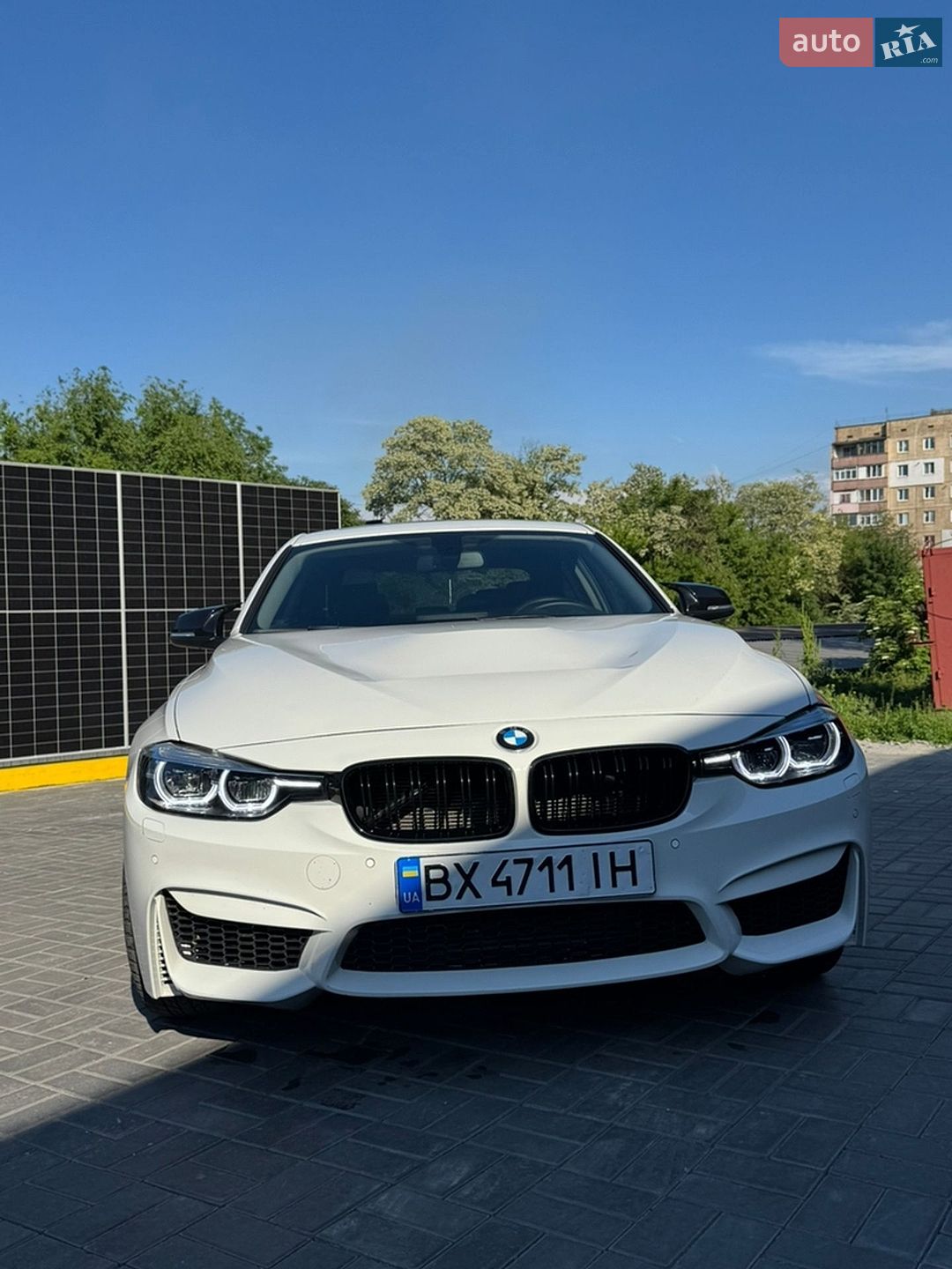 BMW 3 Series 2018 VIN WBA8E1G56JNU93177 фото оголошення 3 з 11