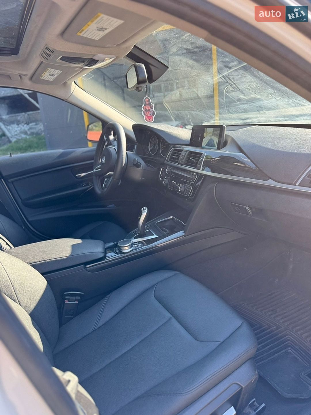 BMW 3 Series 2018 VIN WBA8E1G56JNU93177 фото оголошення 11 з 11