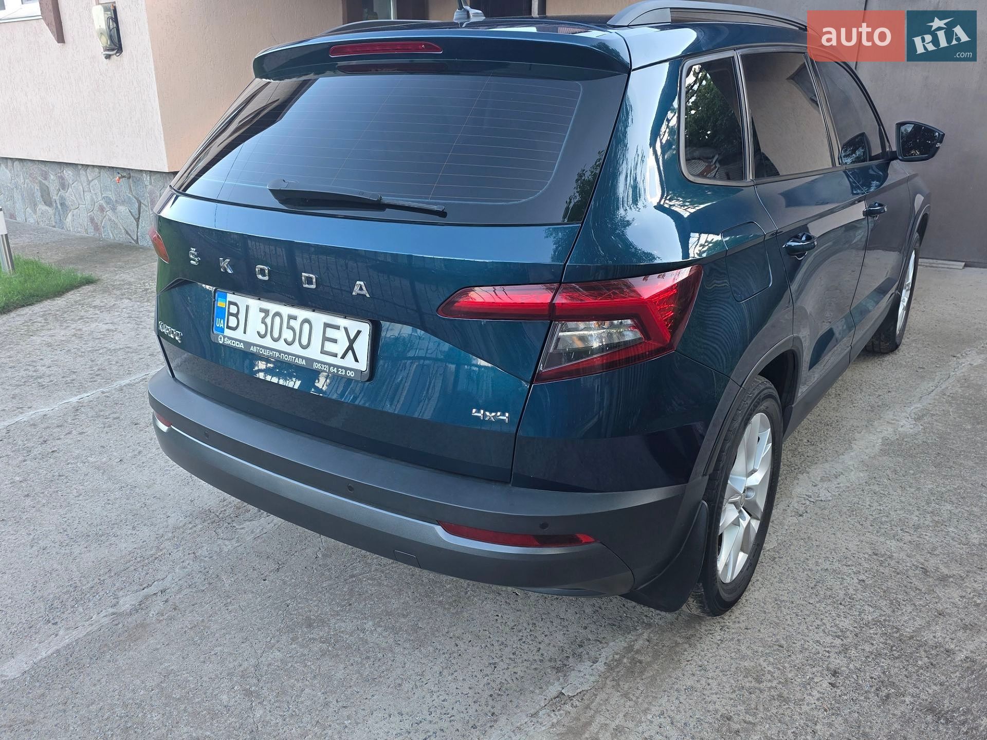 Skoda Karoq 2020 VIN TMBLM6NU4MB200003 фото оголошення 2 з 20