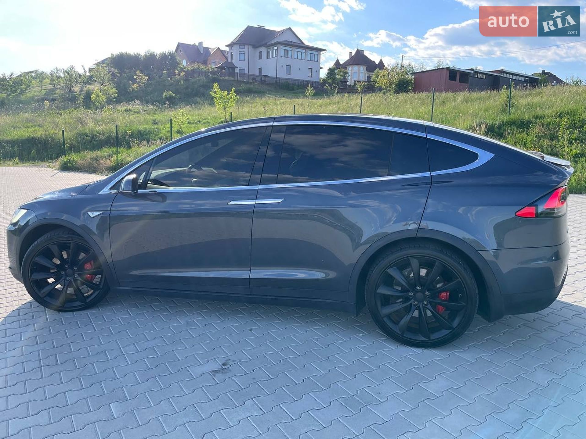 Tesla Model X 2016 VIN 5YJXCAE45GF001468 фото оголошення 4 з 24