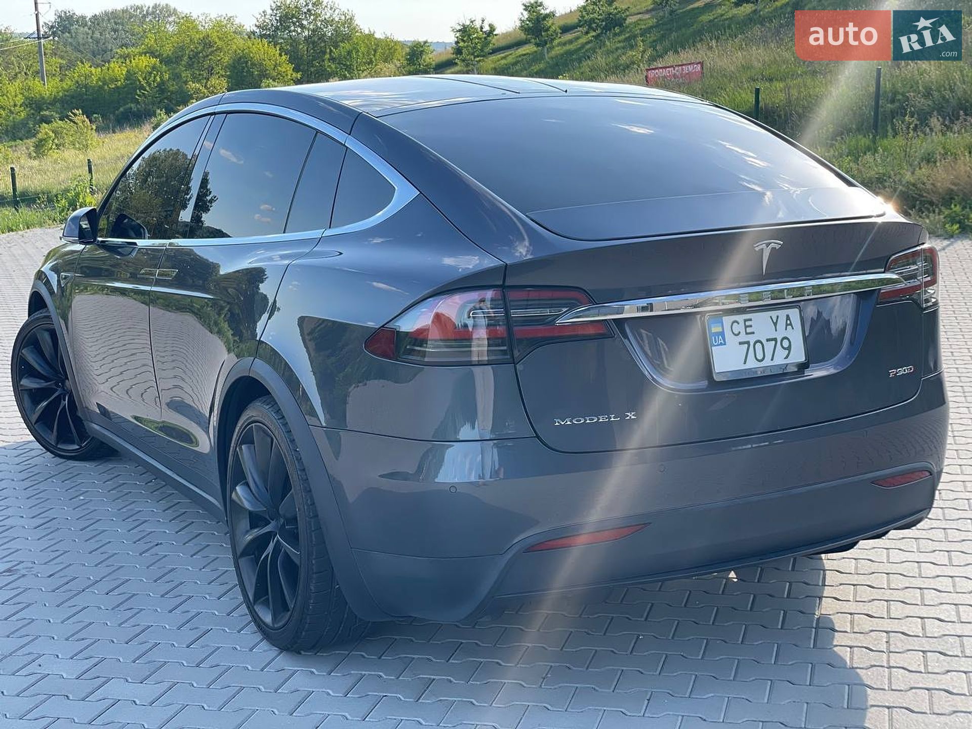 Tesla Model X 2016 VIN 5YJXCAE45GF001468 фото оголошення 5 з 24