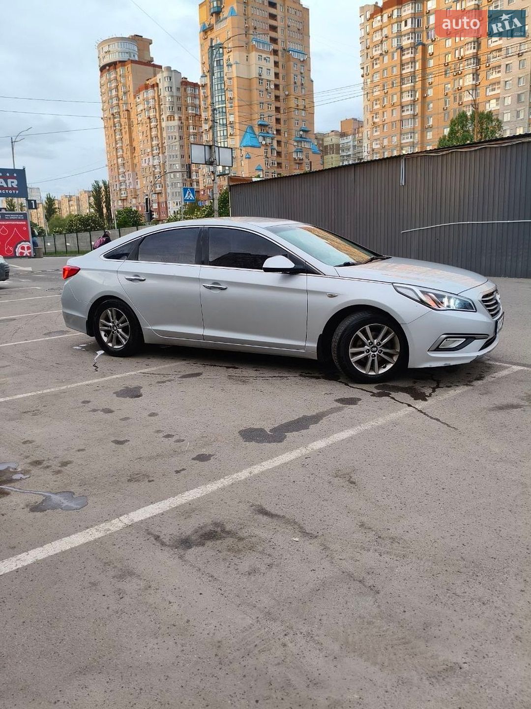 Hyundai Sonata 2015 VIN KMHE341DBFA134475 фото оголошення 3 з 16