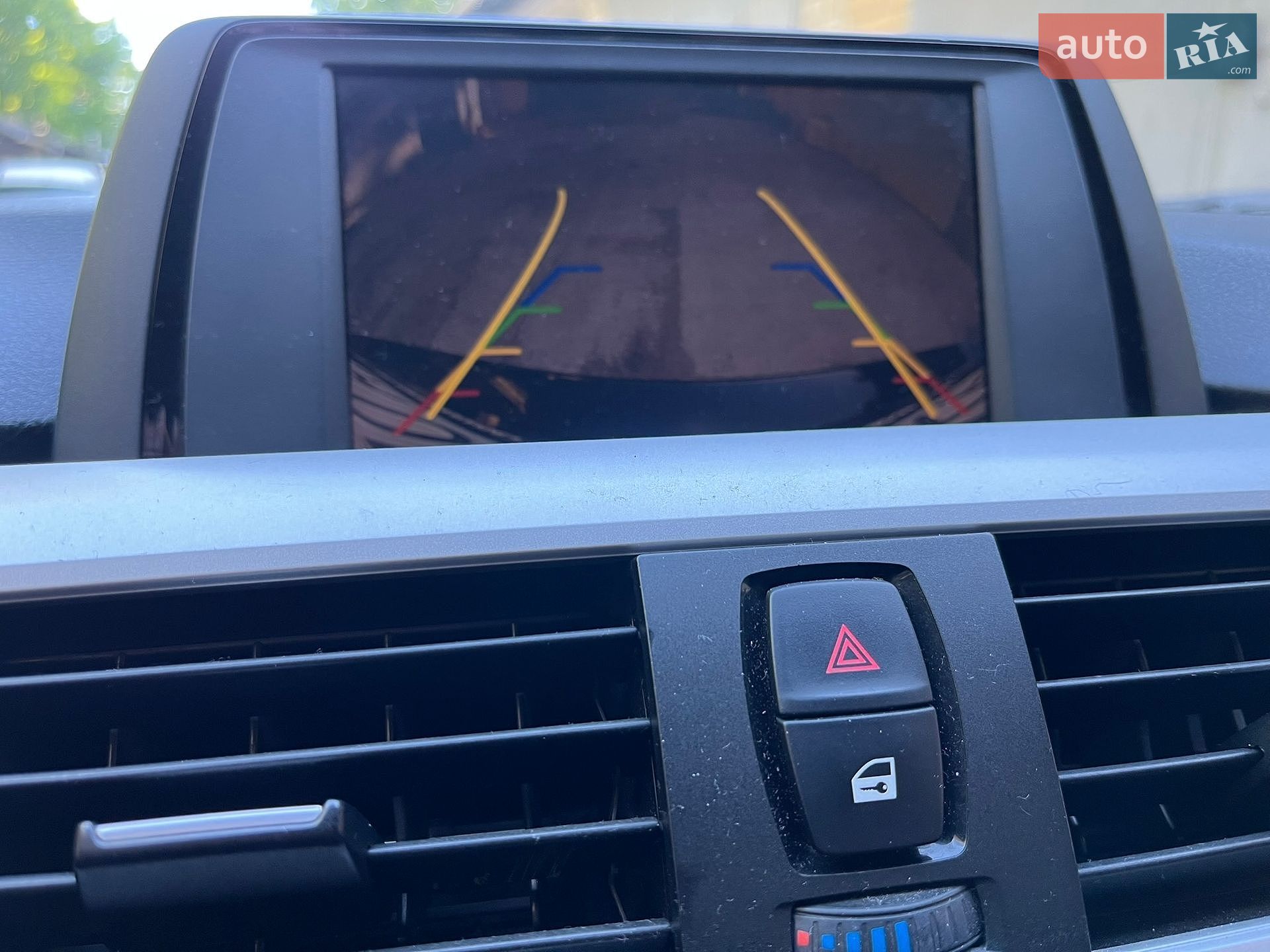 BMW 3 Series 2012 VIN WBA3A5G54DNP18987 фото оголошення 19 з 29