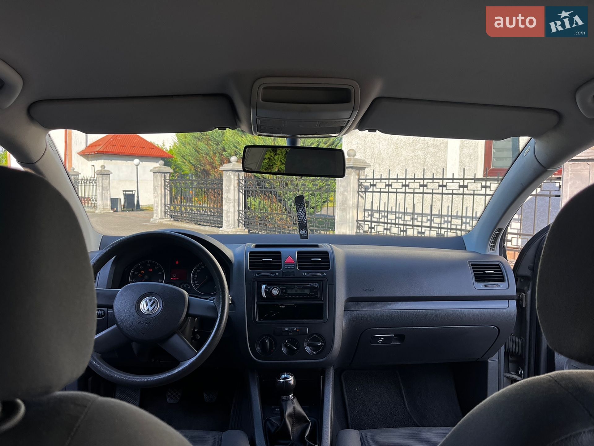 Volkswagen Golf 2004 VIN WVWZZZ1KZ5W099981 фото оголошення 8 з 9