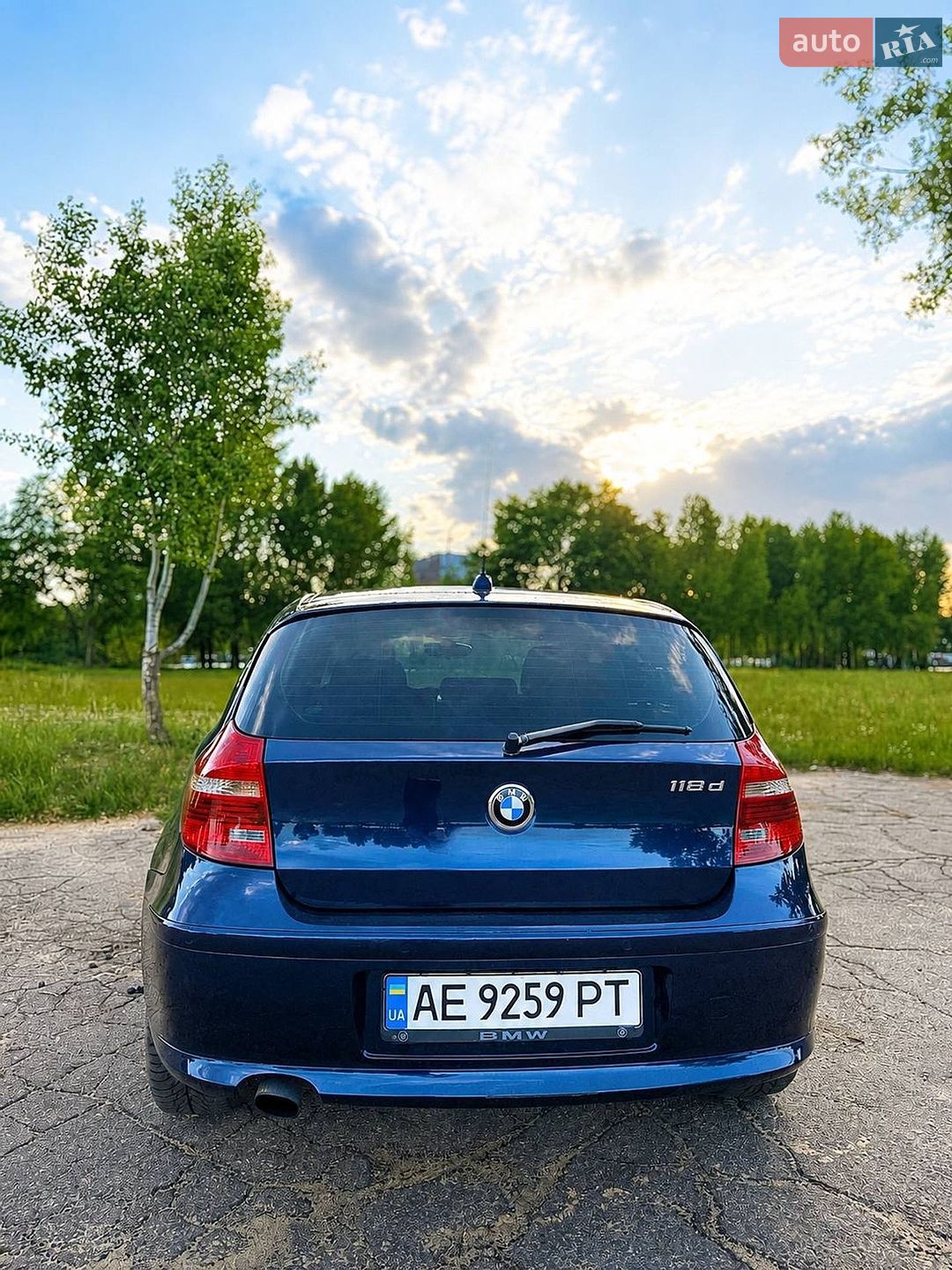 BMW 1 Series 2011 VIN WBAUD71080P498708 фото оголошення 2 з 8