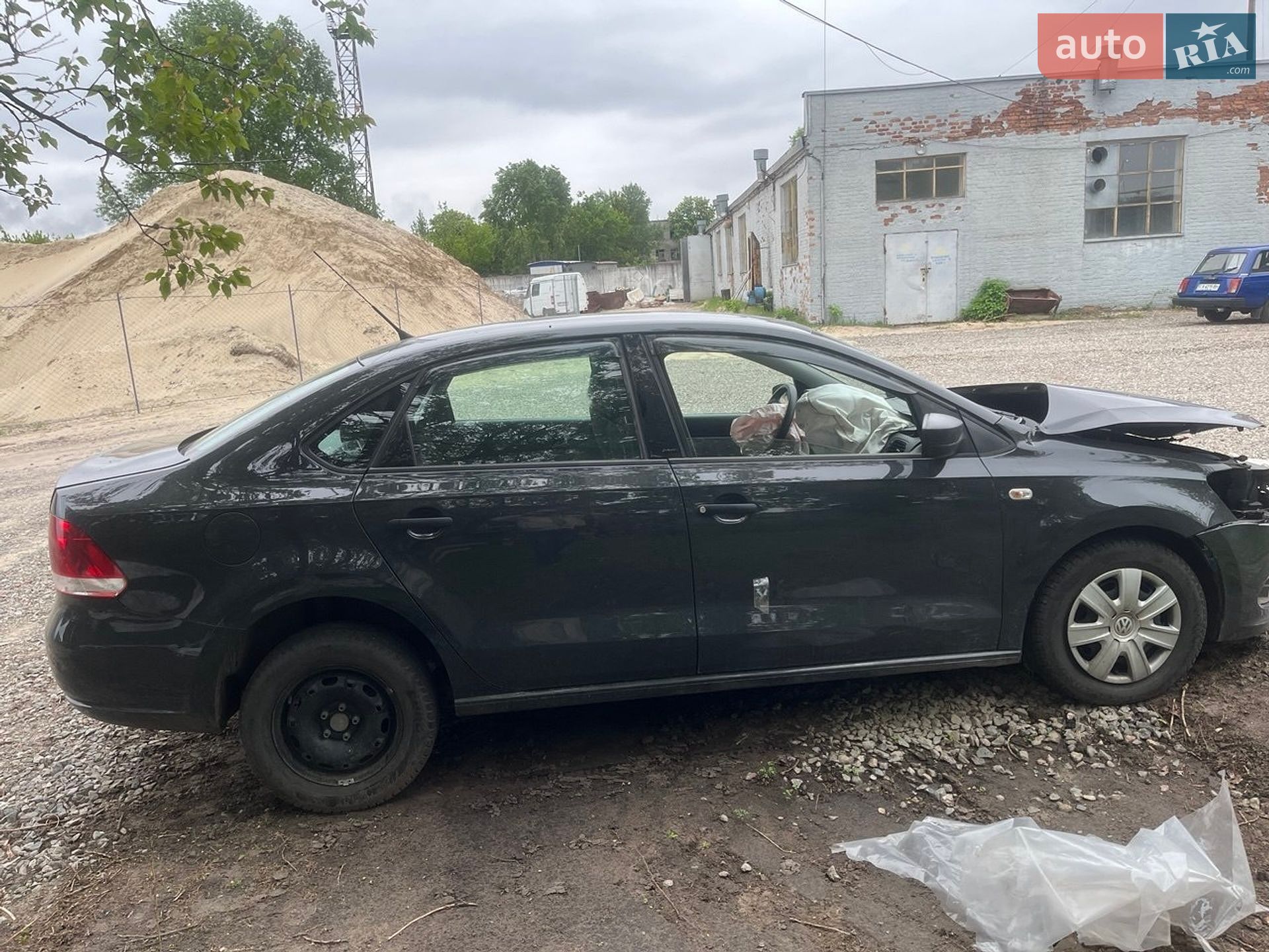 Volkswagen Polo 2012 VIN XW8ZZZ61ZCG036501 фото оголошення 2 з 4