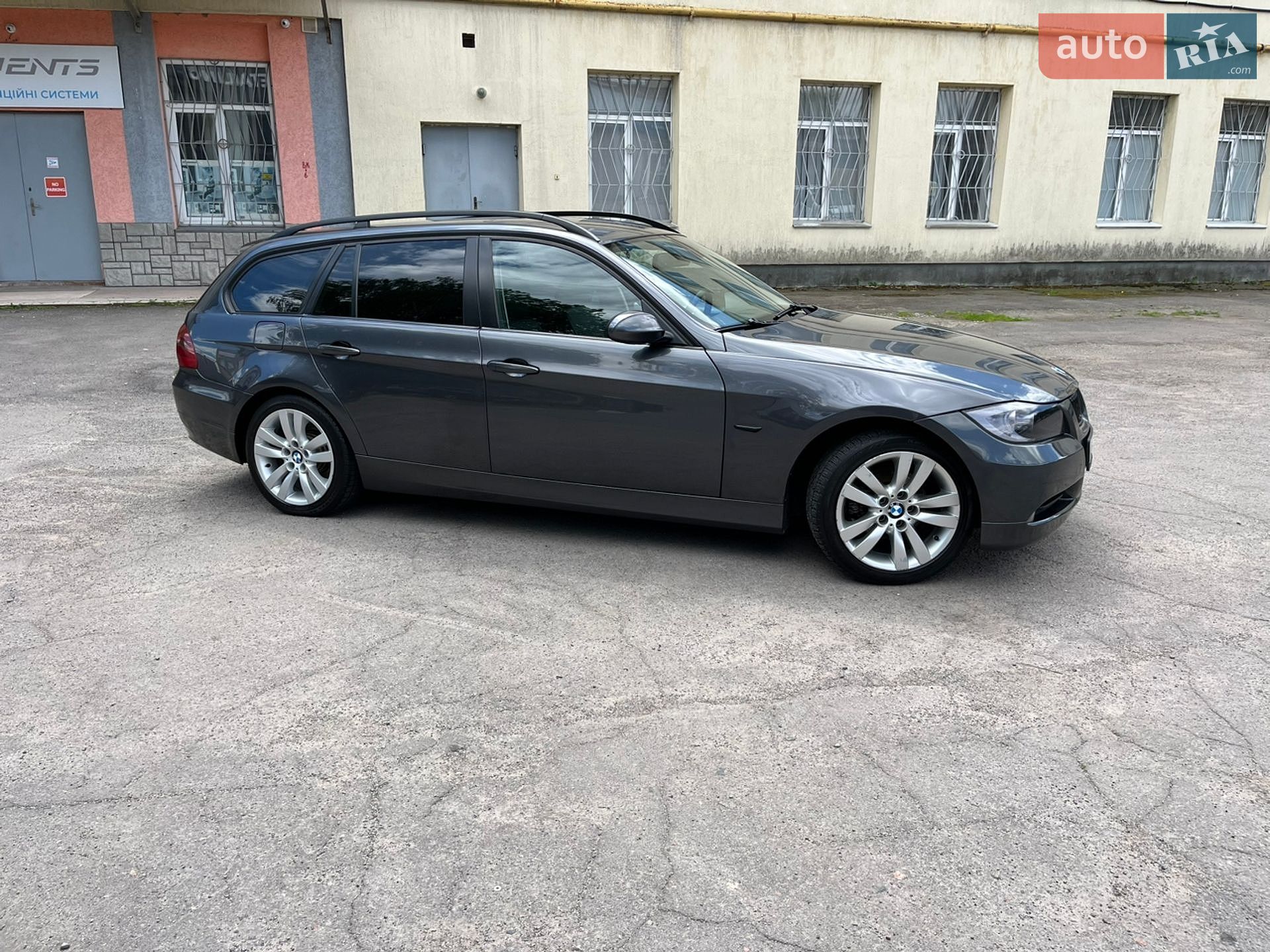 BMW 3 Series 2006 VIN WBAVU11070K003610 фото оголошення 2 з 11