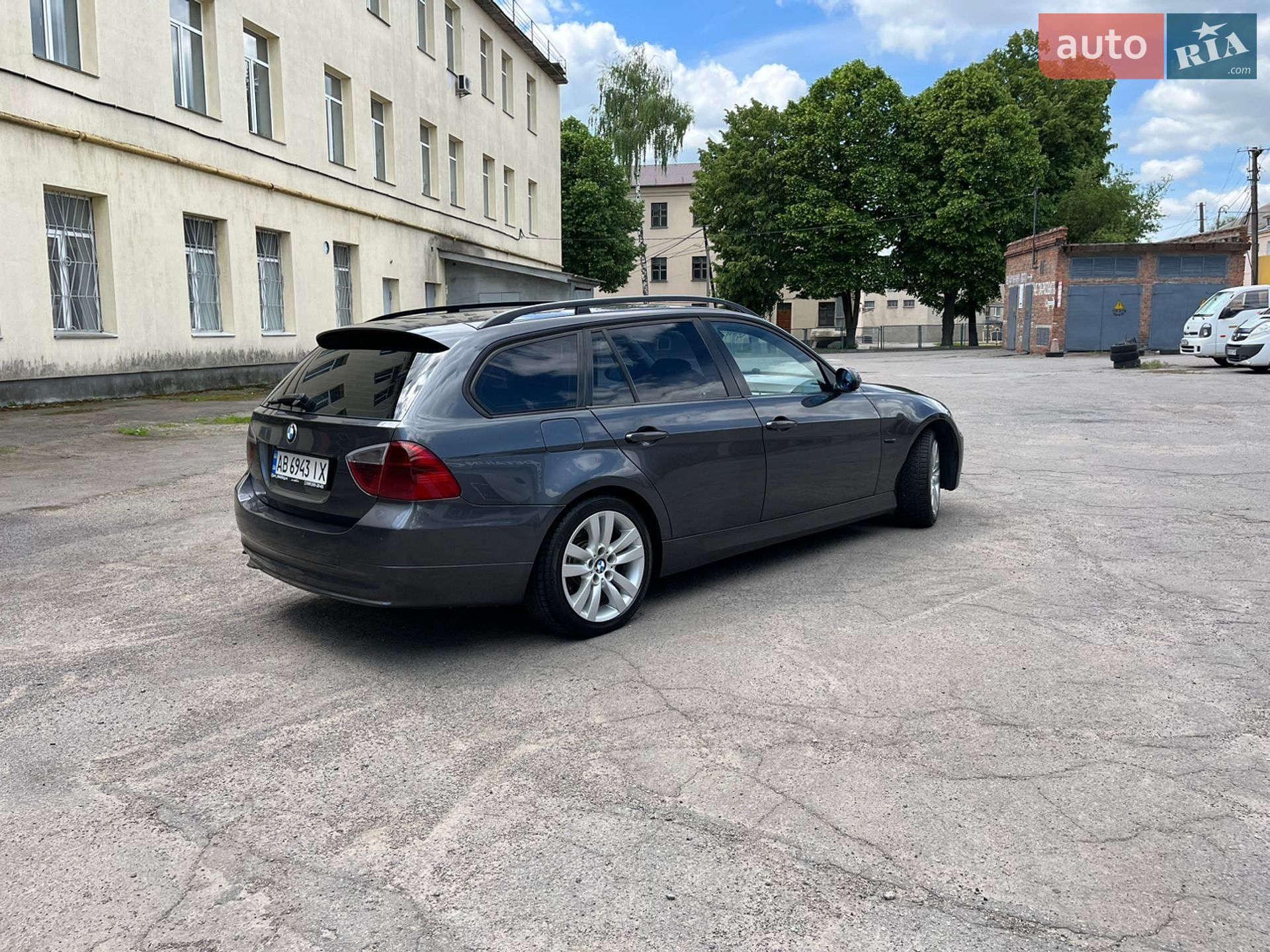 BMW 3 Series 2006 VIN WBAVU11070K003610 фото оголошення 3 з 11