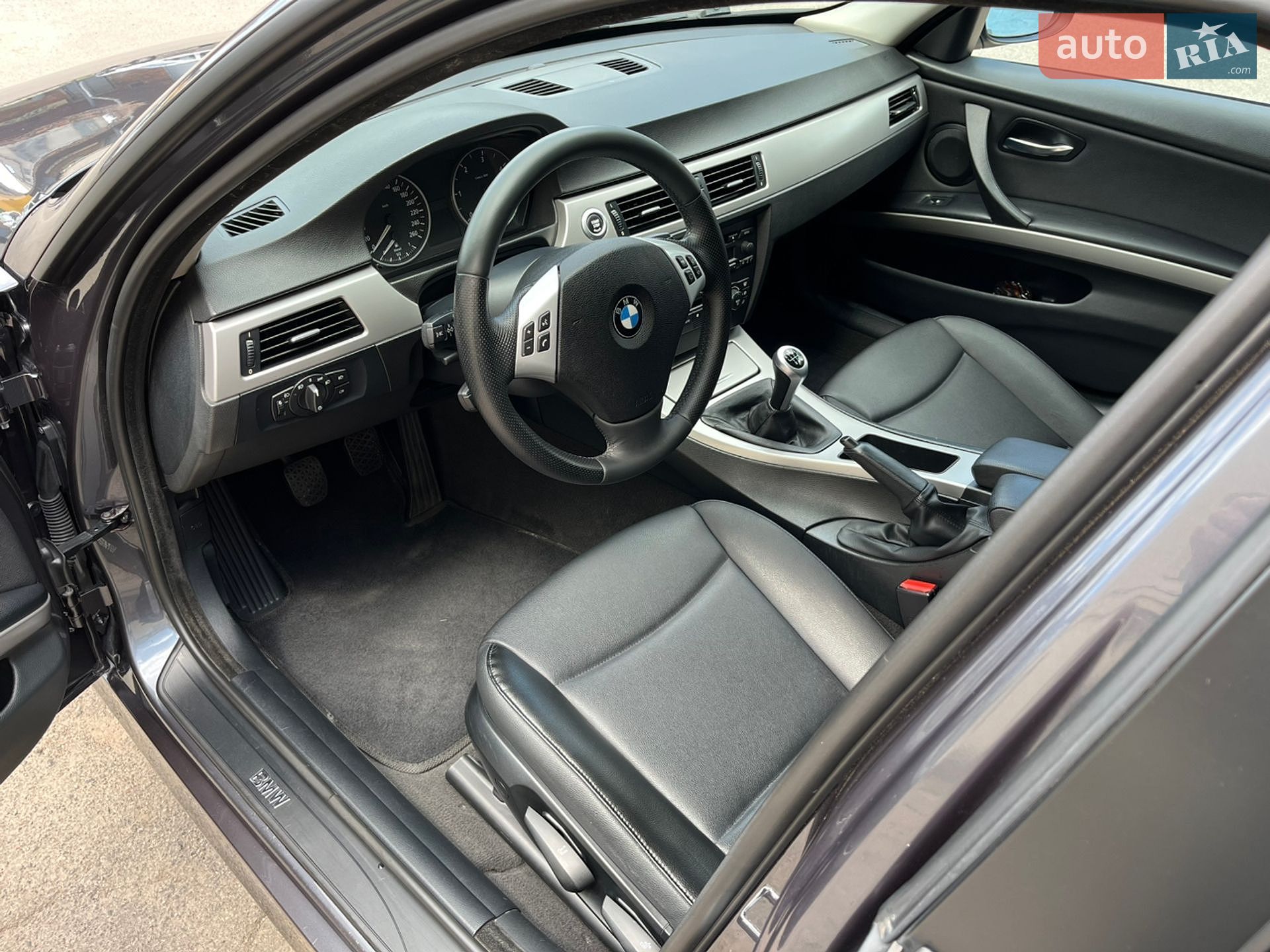 BMW 3 Series 2006 VIN WBAVU11070K003610 фото оголошення 10 з 11