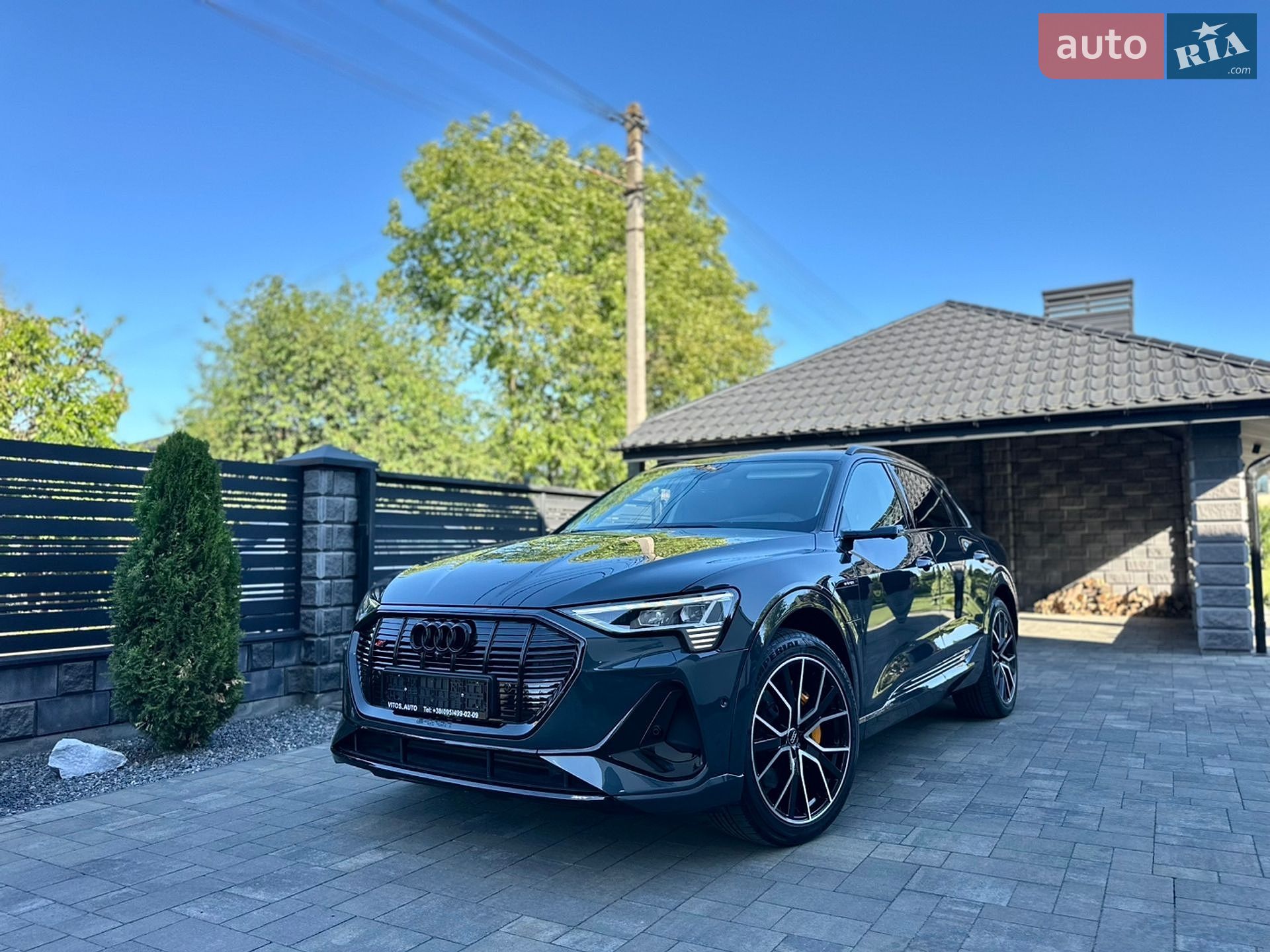 Audi e-tron 2020 VIN WAUZZZGE4LB023984 фото оголошення 17 з 102