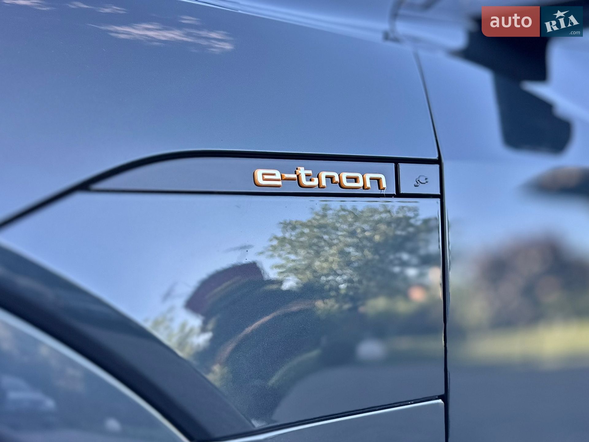 Audi e-tron 2020 VIN WAUZZZGE4LB023984 фото оголошення 27 з 102