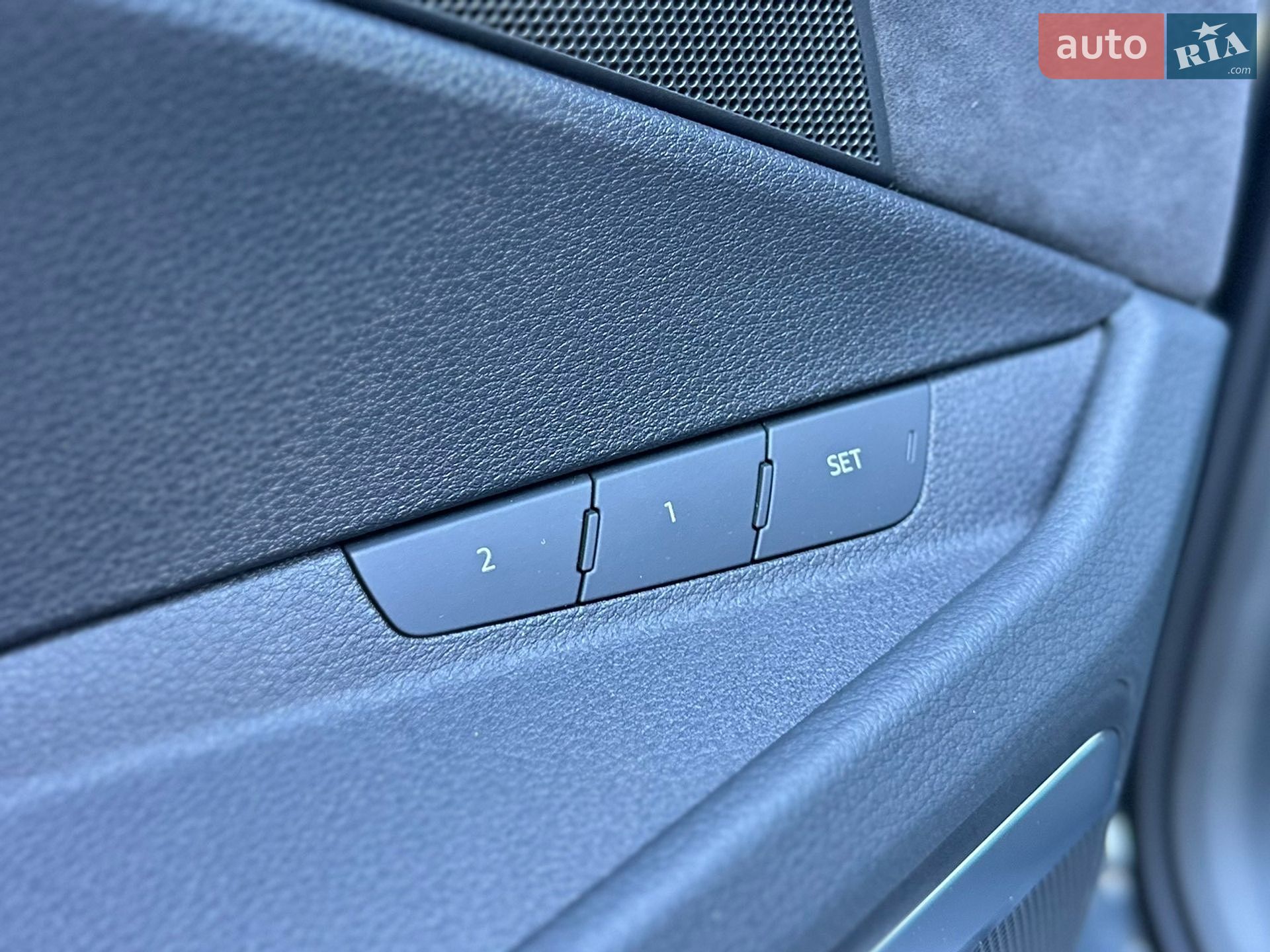 Audi e-tron 2020 VIN WAUZZZGE4LB023984 фото оголошення 46 з 102