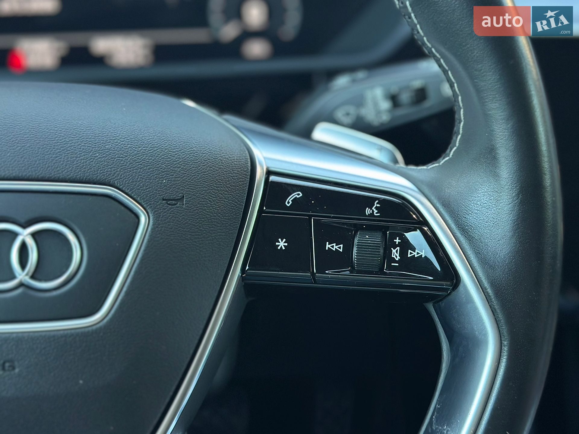 Audi e-tron 2020 VIN WAUZZZGE4LB023984 фото оголошення 58 з 102