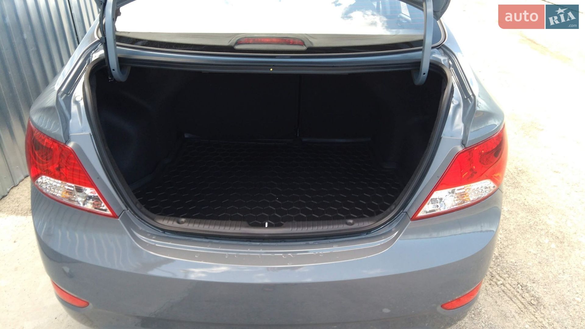 Hyundai Accent 2019 VIN KMHCT41BAKU473411 фото оголошення 3 з 20