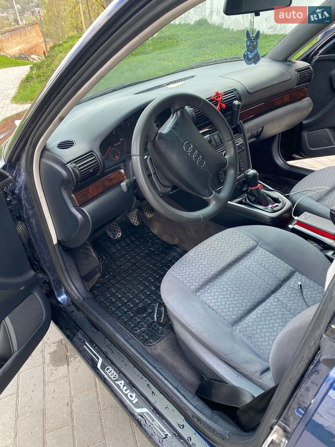 Audi A4 1997 VIN WAUZZZ8DZVA109104 фото оголошення 2 з 7