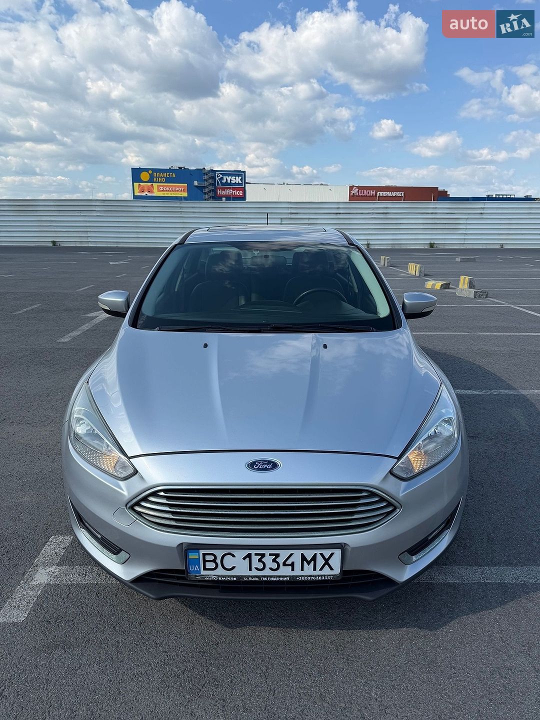 Ford Focus 2016 VIN 1FADP3H24HL205860 фото оголошення 4 з 22