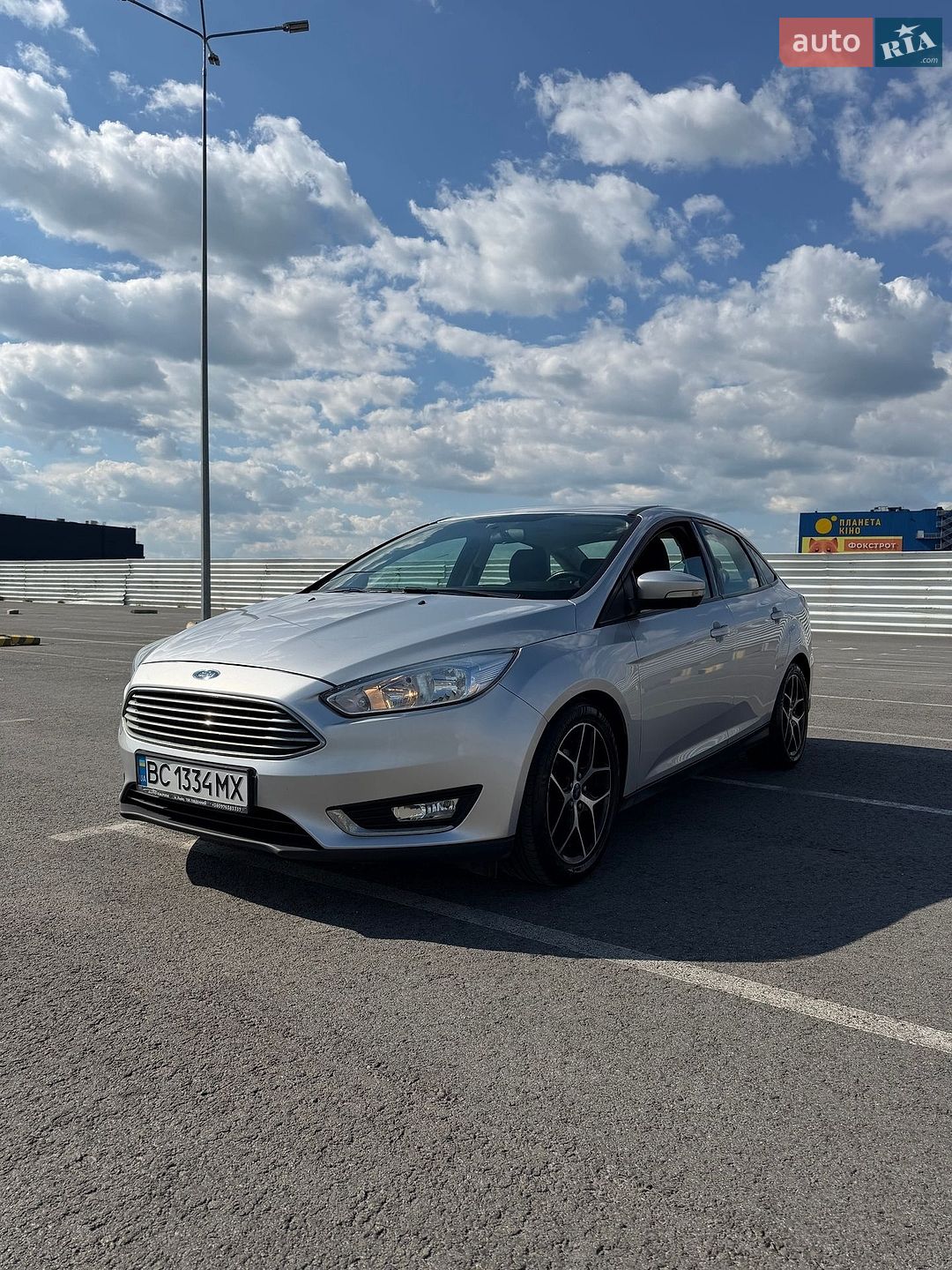 Ford Focus 2016 VIN 1FADP3H24HL205860 фото оголошення 11 з 22