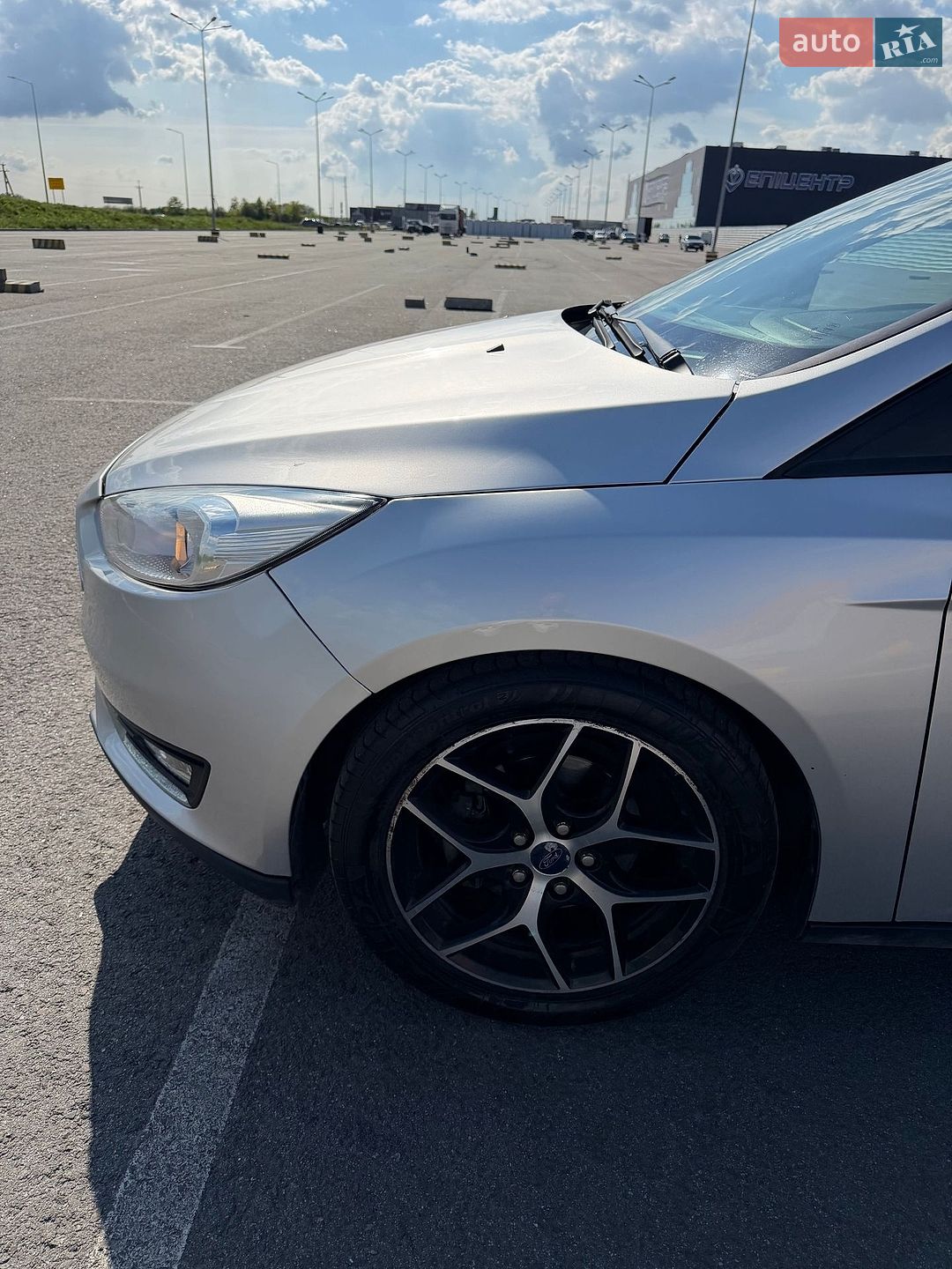 Ford Focus 2016 VIN 1FADP3H24HL205860 фото оголошення 16 з 22