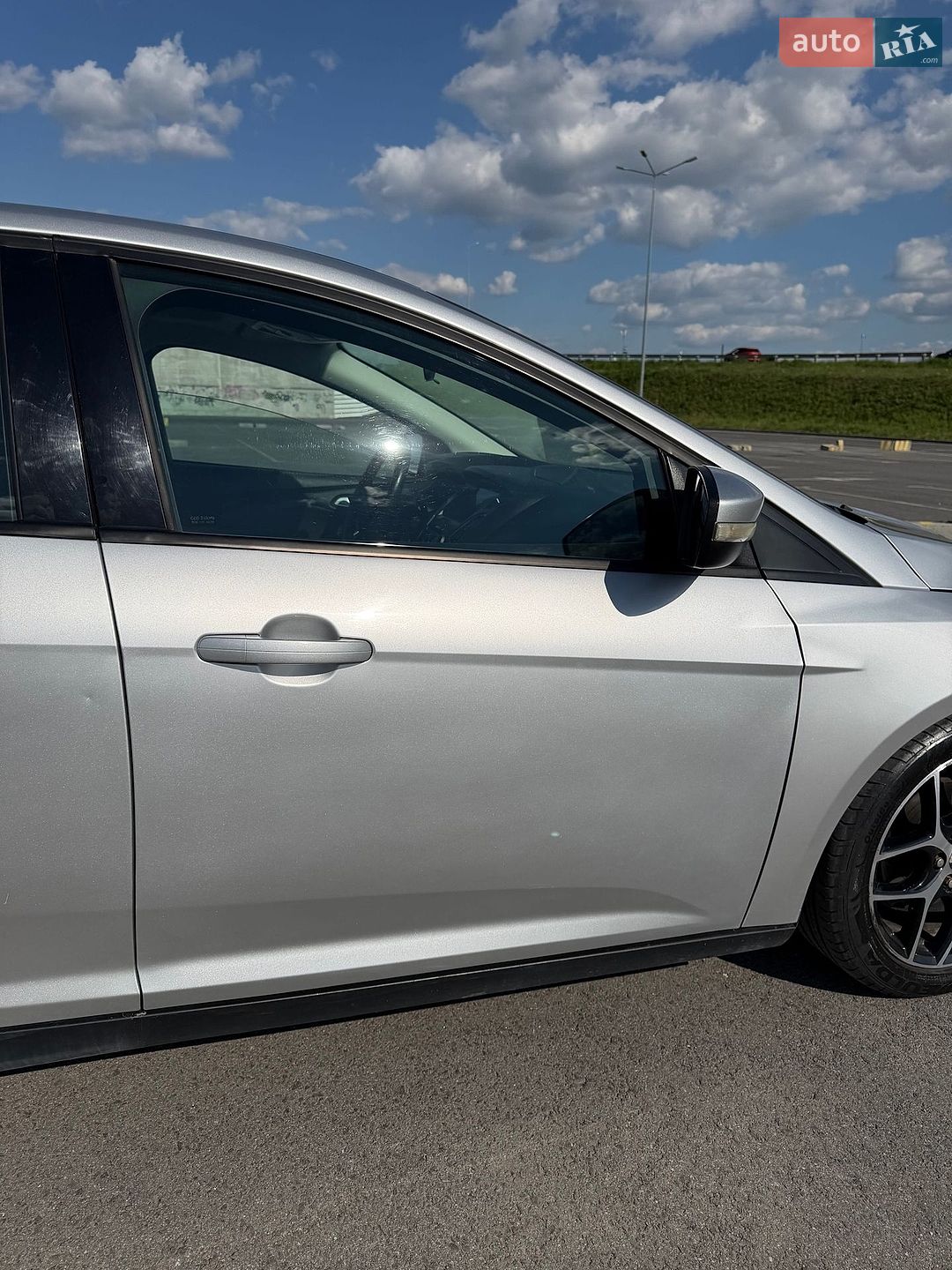 Ford Focus 2016 VIN 1FADP3H24HL205860 фото оголошення 18 з 22