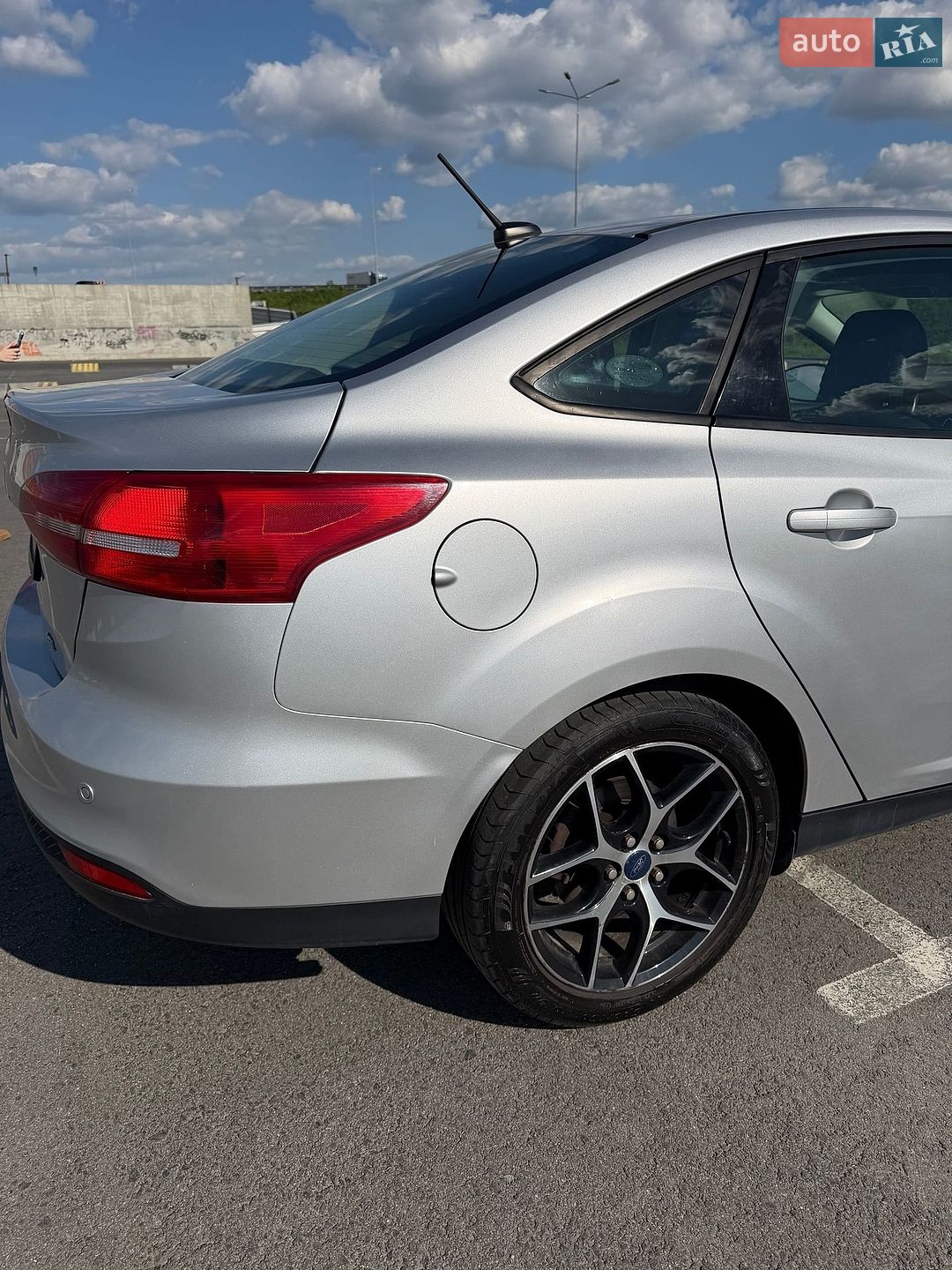 Ford Focus 2016 VIN 1FADP3H24HL205860 фото оголошення 20 з 22