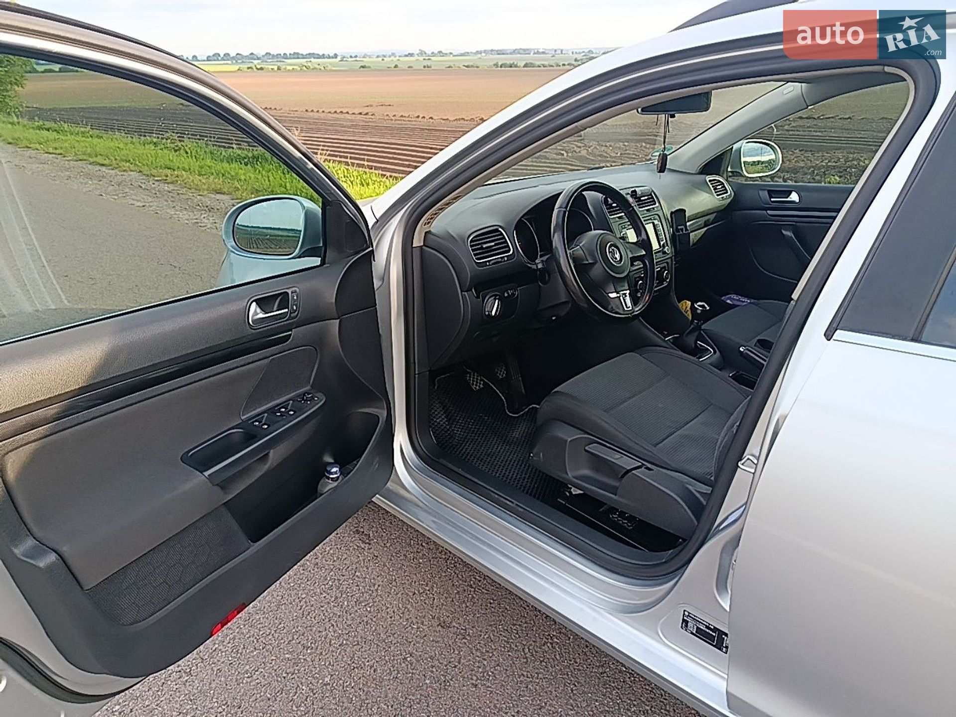 Volkswagen Golf 2011 VIN WVWZZZ1KZBM707948 фото оголошення 5 з 10