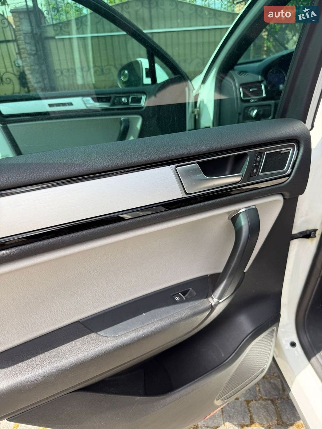 Volkswagen Touareg 2016 VIN WVGRF7BP1HD004163 фото оголошення 20 з 32