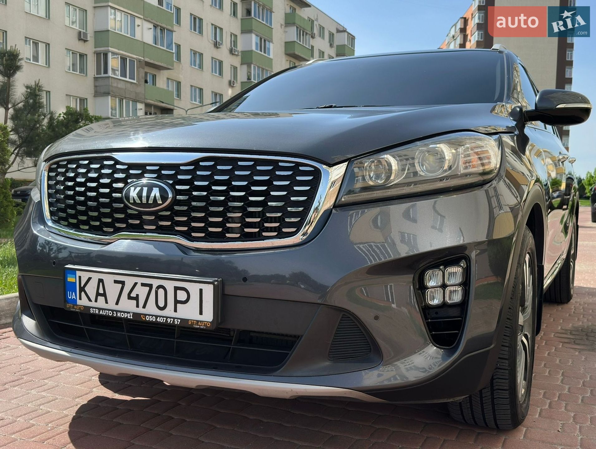 Kia Sorento 2018 VIN KNAPS81BBJA464763 фото оголошення 2 з 24